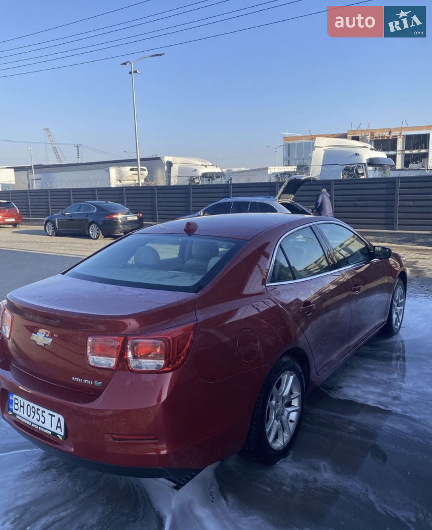 Chevrolet Malibu 2012 VIN 1G11F5RR5DF100351 фото оголошення 2 з 7