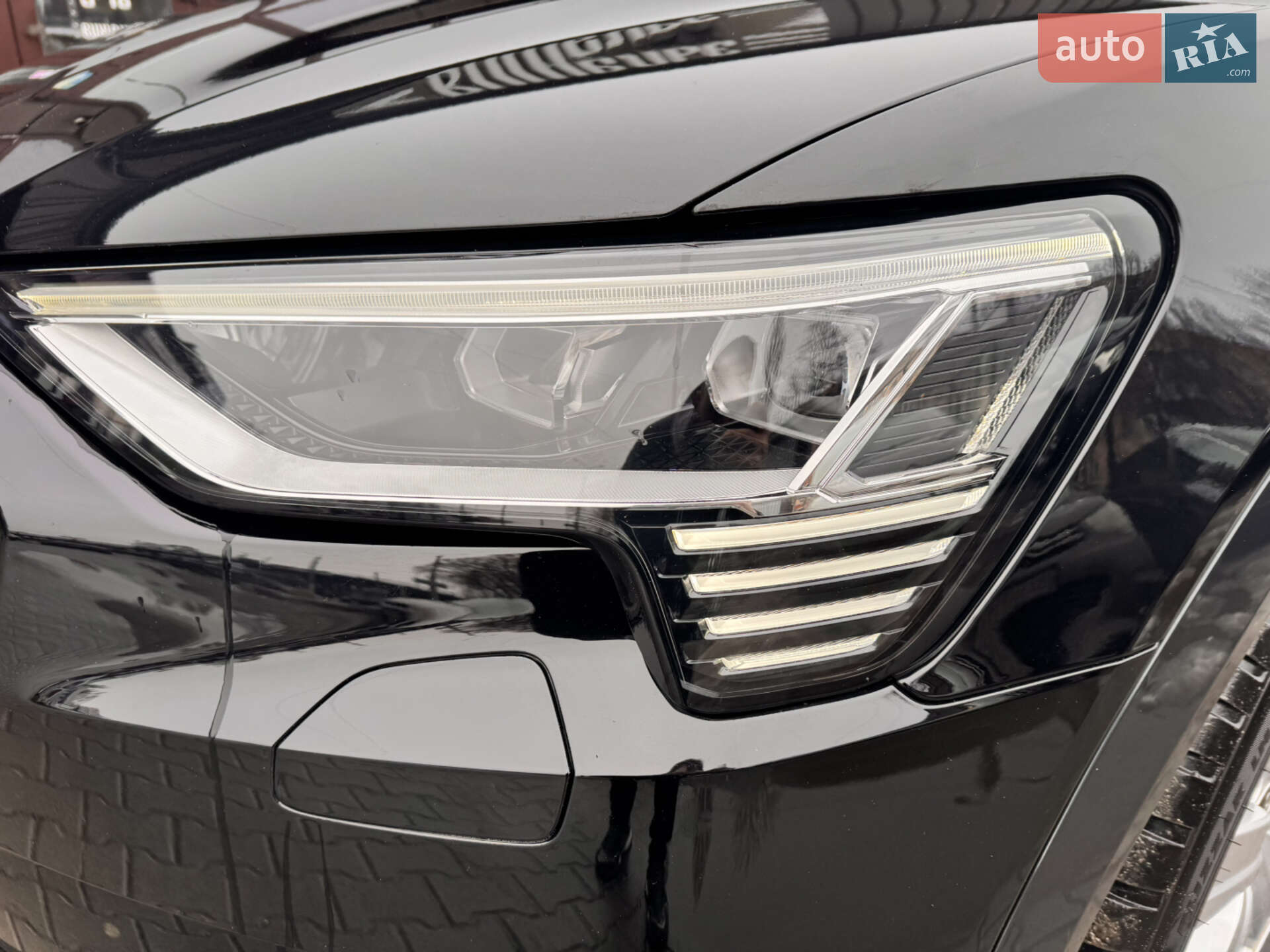 Audi e-tron 2022 VIN WAUZZZGE6NB036786 фото оголошення 22 з 53
