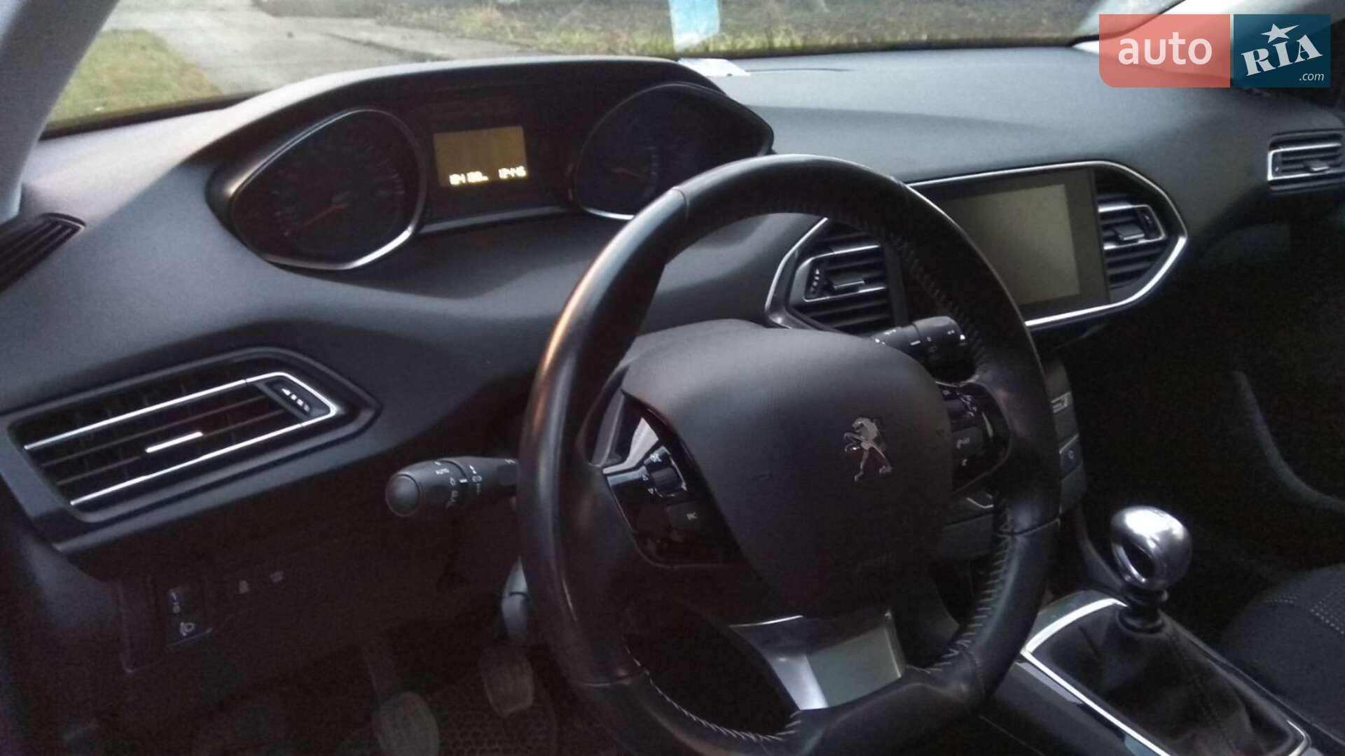Peugeot 308 2015 VIN VF3LCBHZHFS307380 фото оголошення 9 з 38