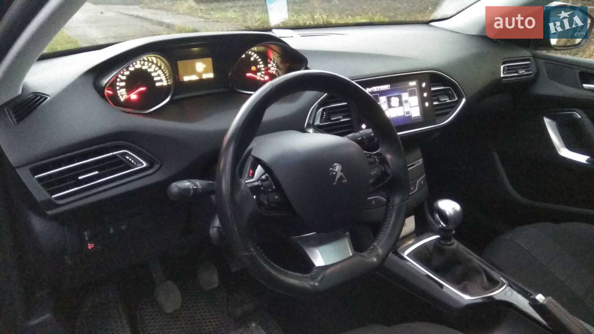Peugeot 308 2015 VIN VF3LCBHZHFS307380 фото оголошення 15 з 38