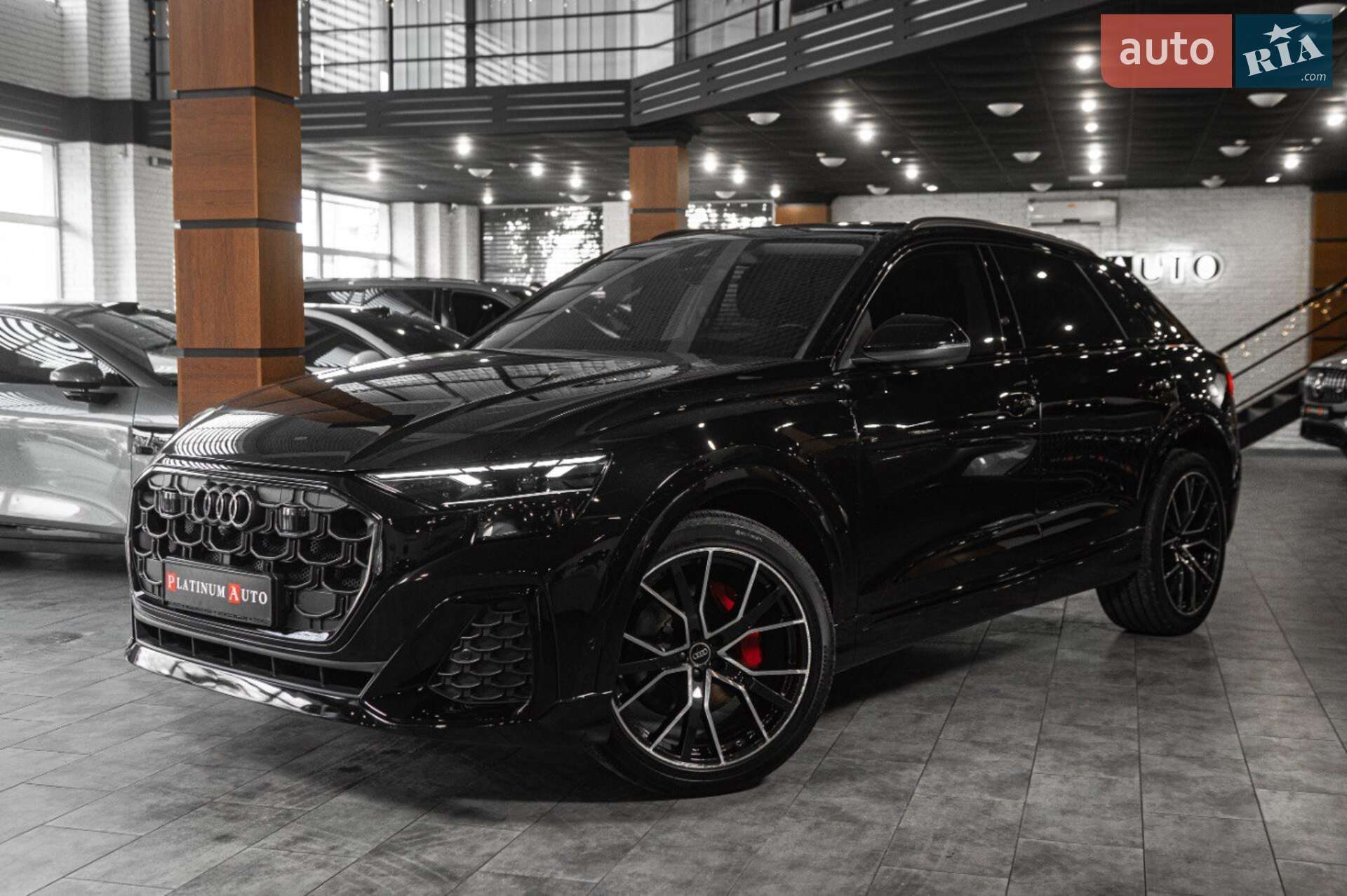 Audi Q8 2023 VIN WA1FVBF16PD028292 фото оголошення 4 з 58