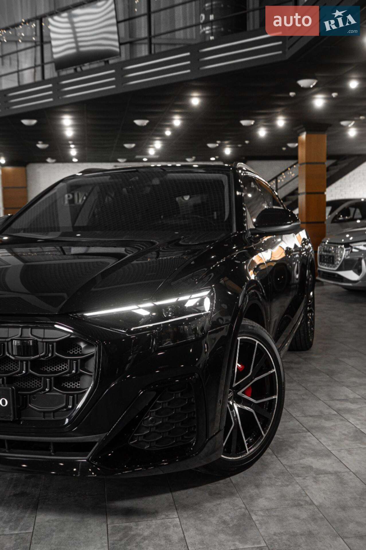 Audi Q8 2023 VIN WA1FVBF16PD028292 фото оголошення 5 з 58