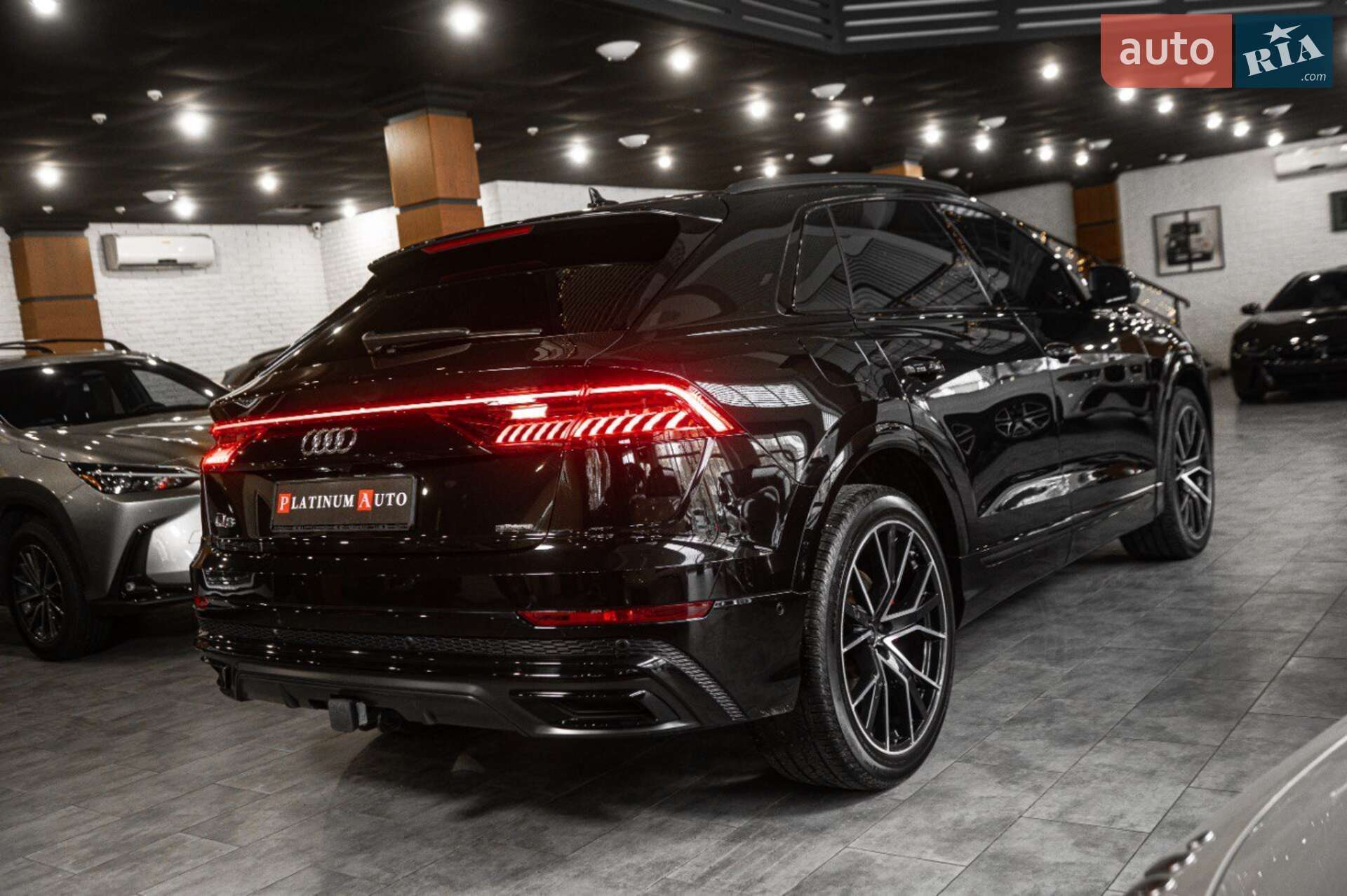 Audi Q8 2023 VIN WA1FVBF16PD028292 фото оголошення 50 з 58
