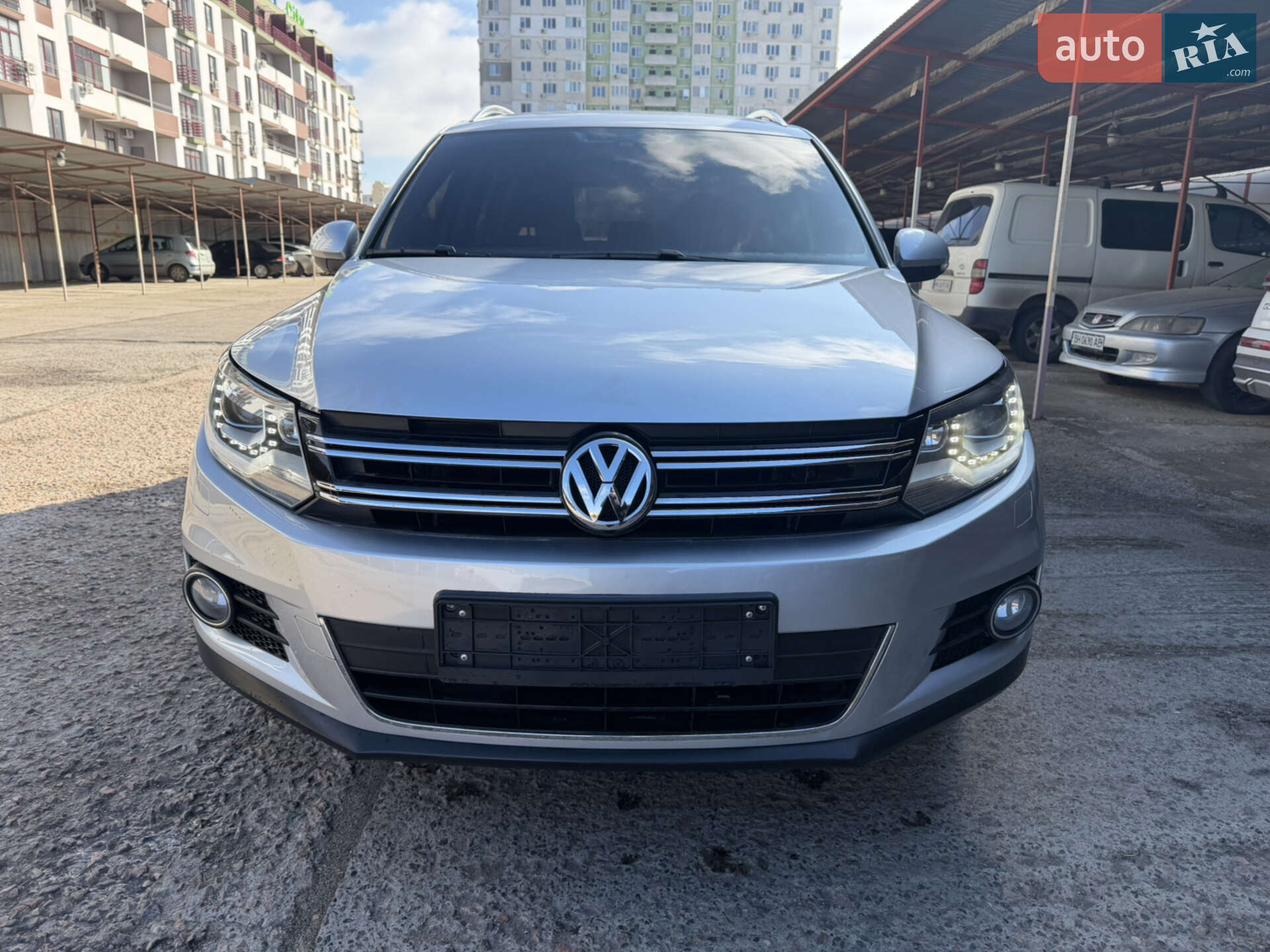 Volkswagen Tiguan 2014 VIN WVGZZZ5NZFW554017 фото оголошення 3 з 58