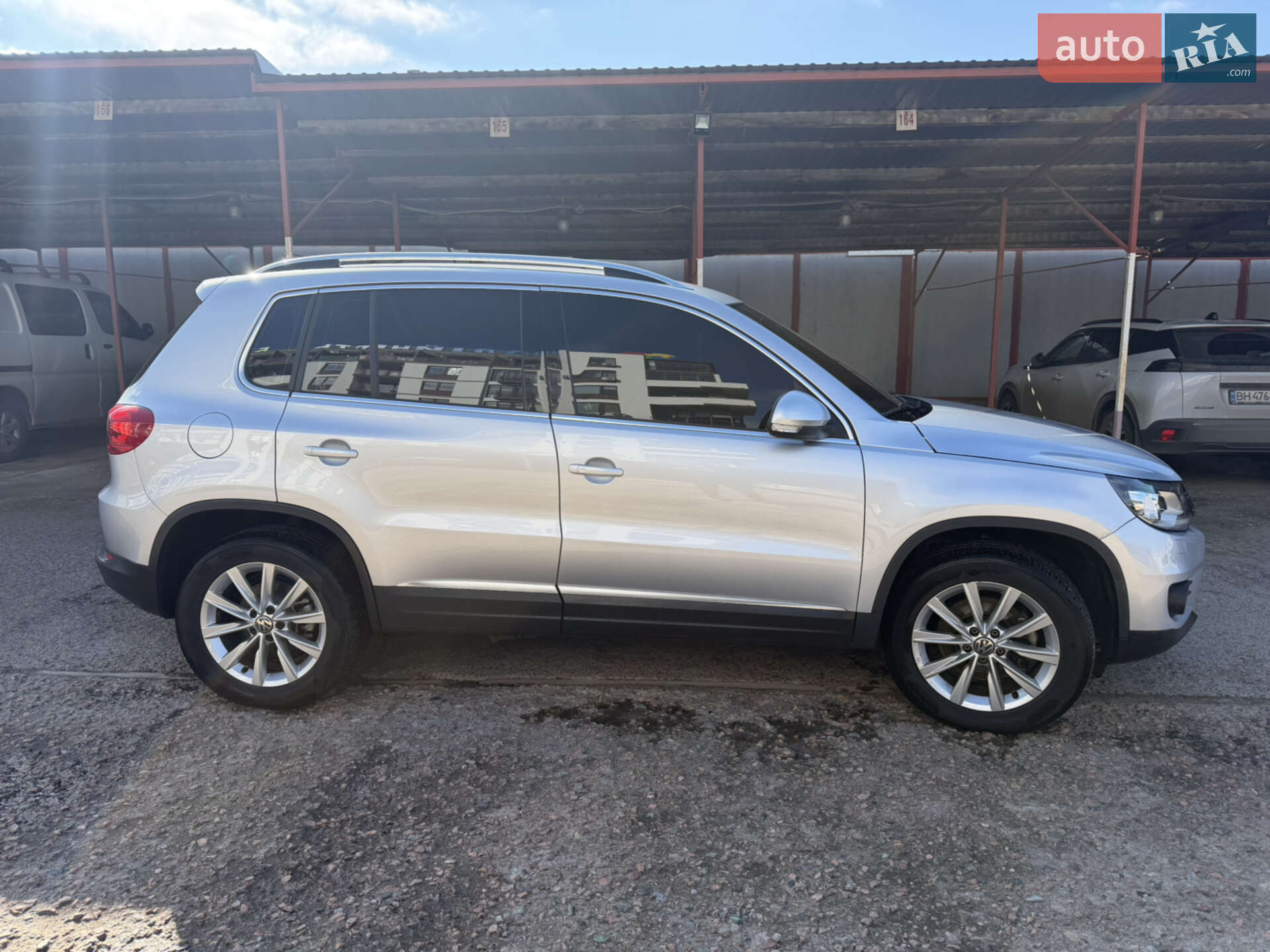 Volkswagen Tiguan 2014 VIN WVGZZZ5NZFW554017 фото оголошення 9 з 58