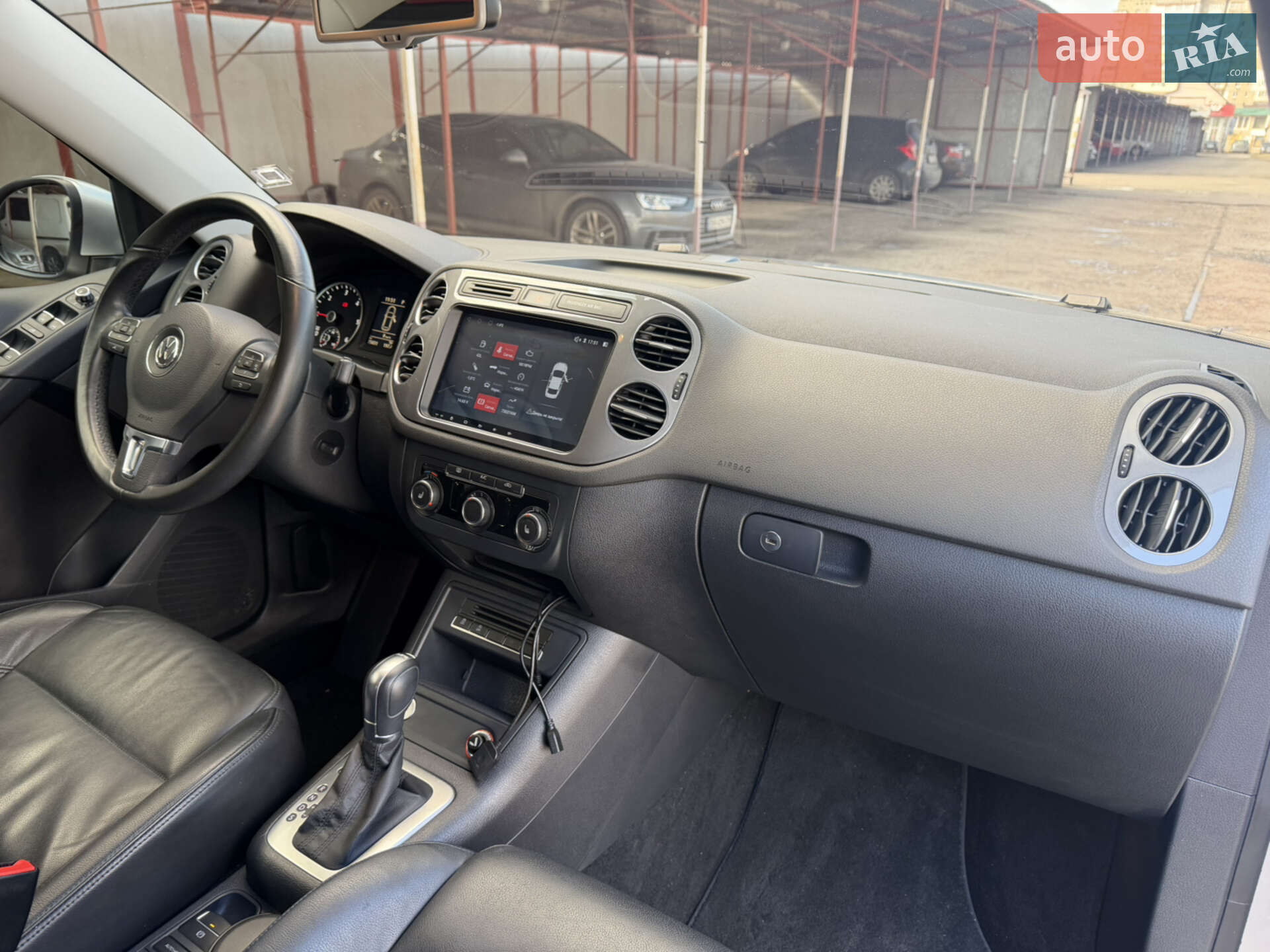 Volkswagen Tiguan 2014 VIN WVGZZZ5NZFW554017 фото оголошення 44 з 58