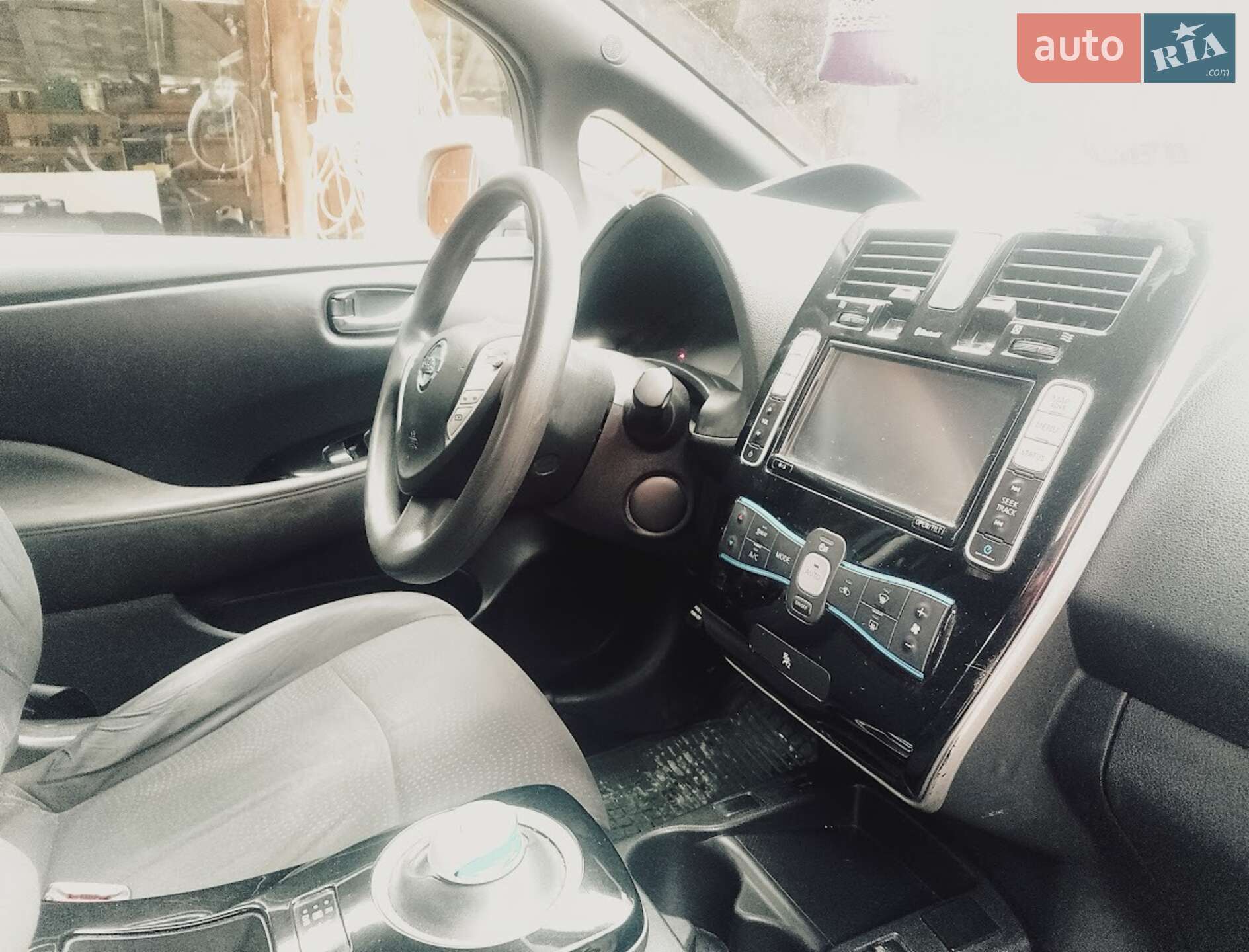 Nissan Leaf 2017 VIN SJNFAAZE0U6063403 фото оголошення 10 з 16