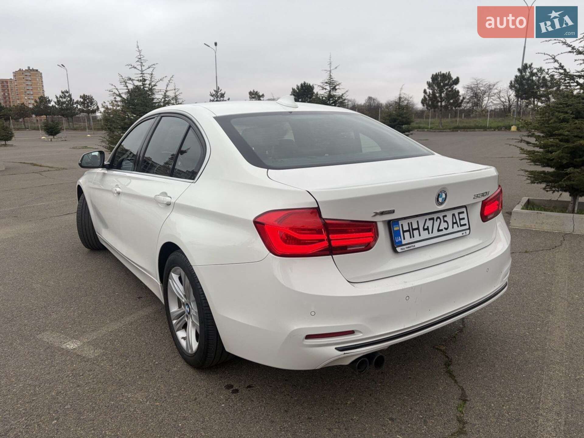 BMW 3 Series 2017 VIN WBA8D9G30HNU65191 фото оголошення 3 з 10