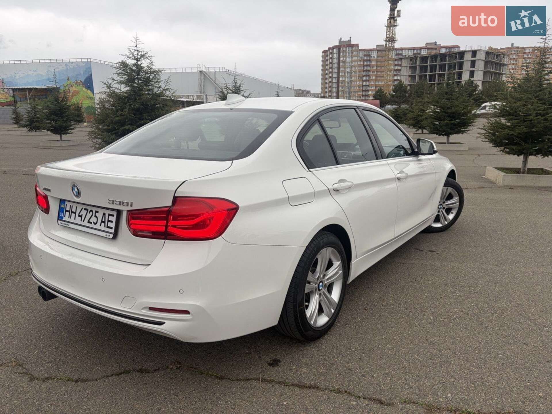 BMW 3 Series 2017 VIN WBA8D9G30HNU65191 фото оголошення 4 з 10
