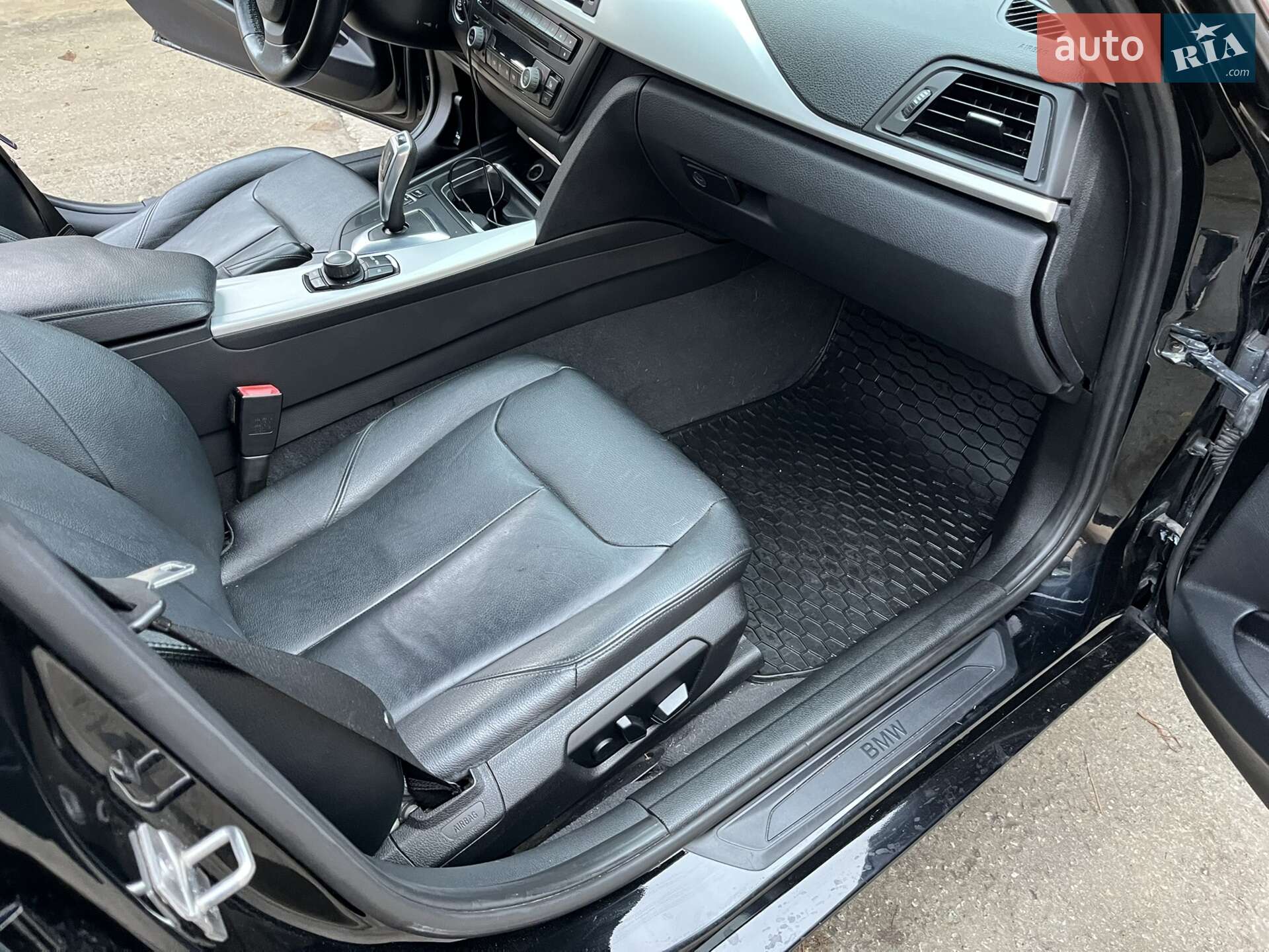 BMW 3 Series 2012 VIN WBA3A5G54DNP18987 фото оголошення 7 з 29