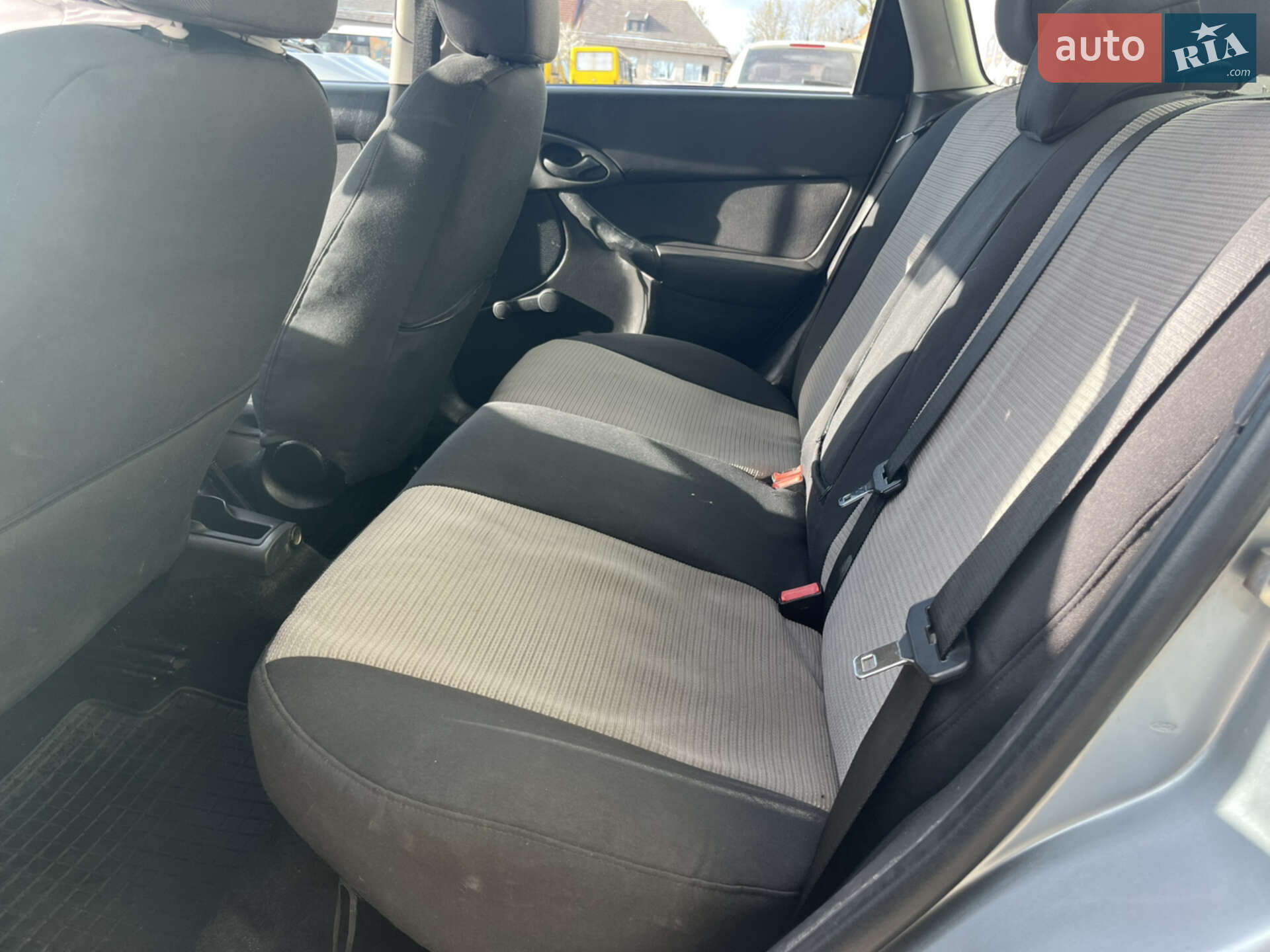Ford Focus 2004 VIN WF0FXXWPDF4R37464 фото оголошення 6 з 12