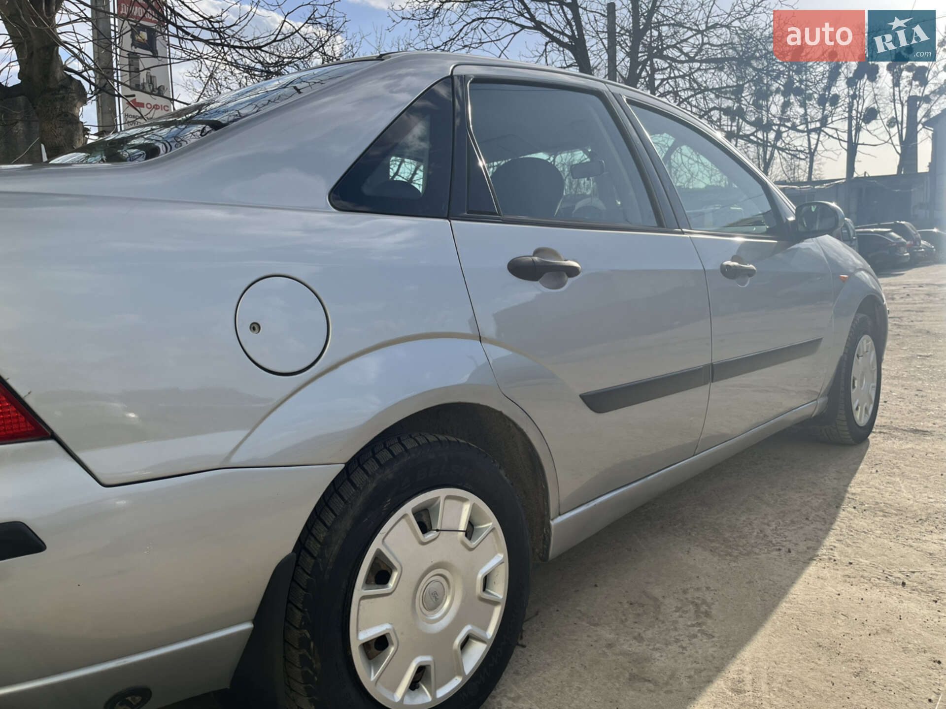 Ford Focus 2004 VIN WF0FXXWPDF4R37464 фото оголошення 4 з 12