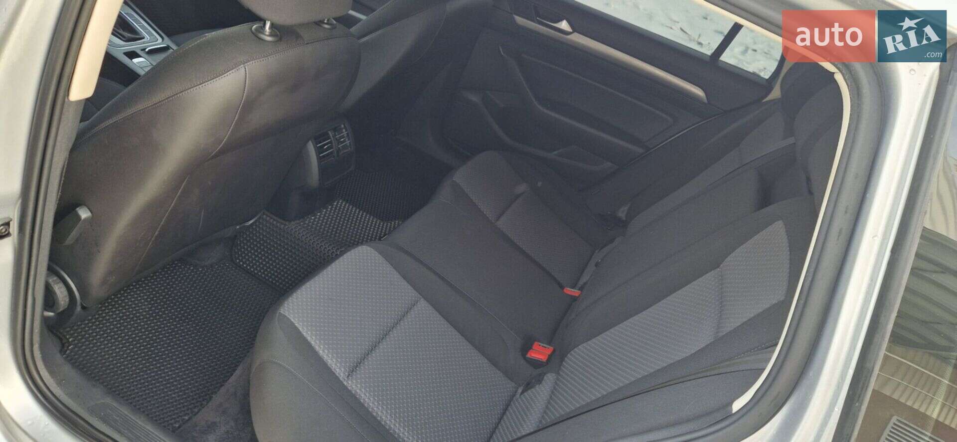Volkswagen Passat 2015 VIN WVWZZZ3CZGE067670 фото оголошення 22 з 68