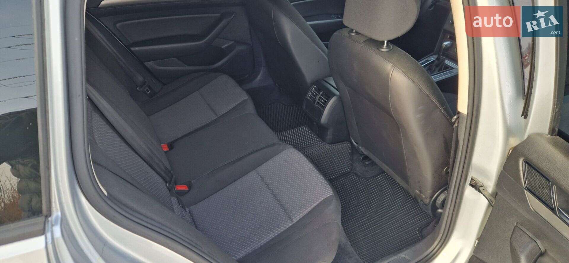 Volkswagen Passat 2015 VIN WVWZZZ3CZGE067670 фото оголошення 21 з 68
