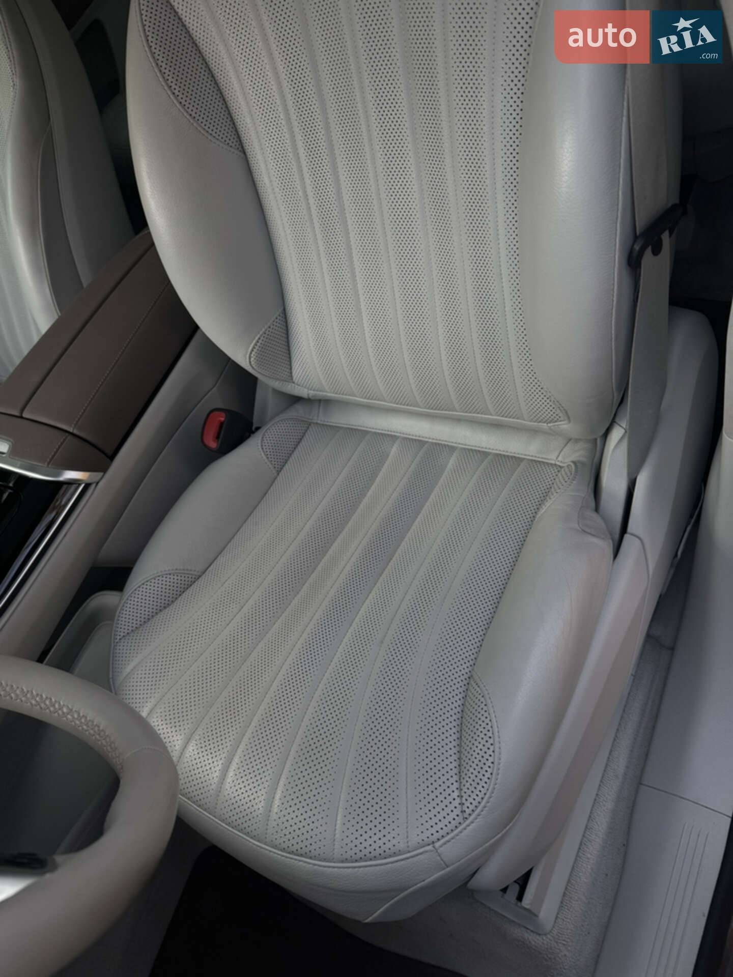 Mercedes-Benz EQS SUV 2023 VIN 4JGDM2EB5PA021681 фото оголошення 17 з 35