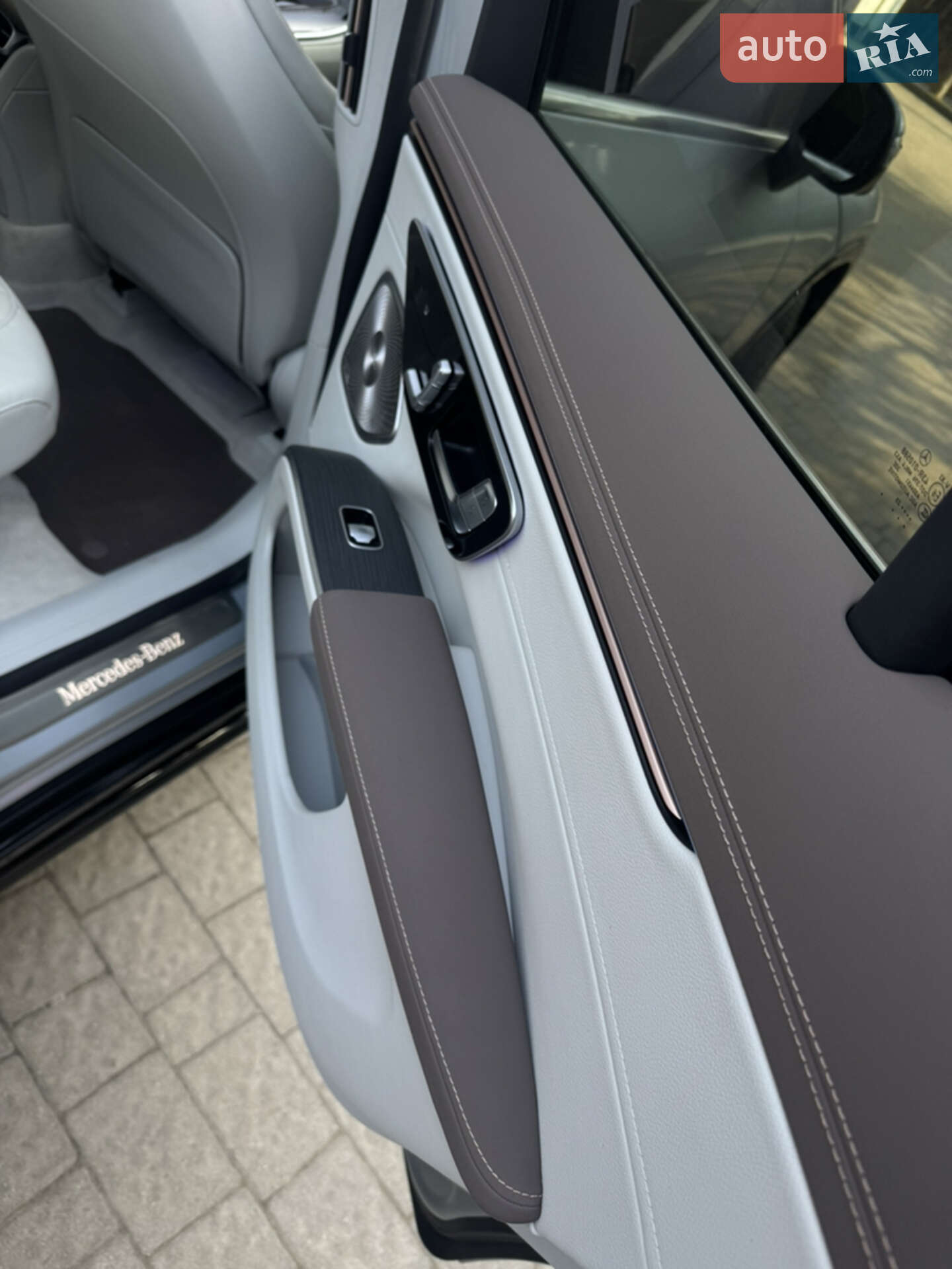 Mercedes-Benz EQS SUV 2023 VIN 4JGDM2EB5PA021681 фото оголошення 12 з 35