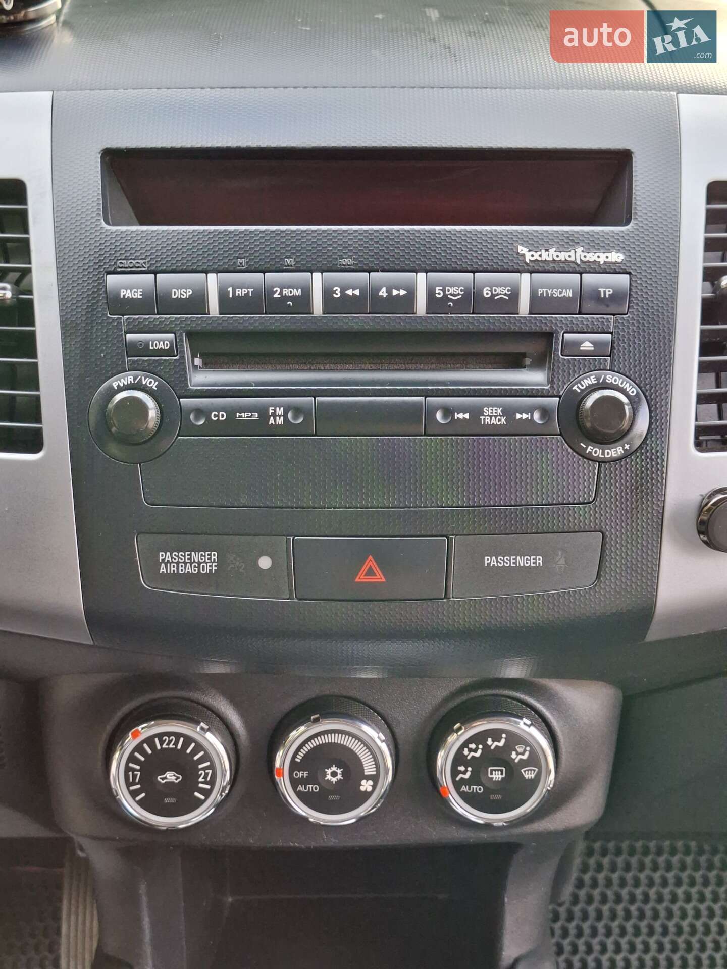 Mitsubishi Outlander XL 2010 VIN JMBXTCW5WAZ001959 фото оголошення 11 з 24