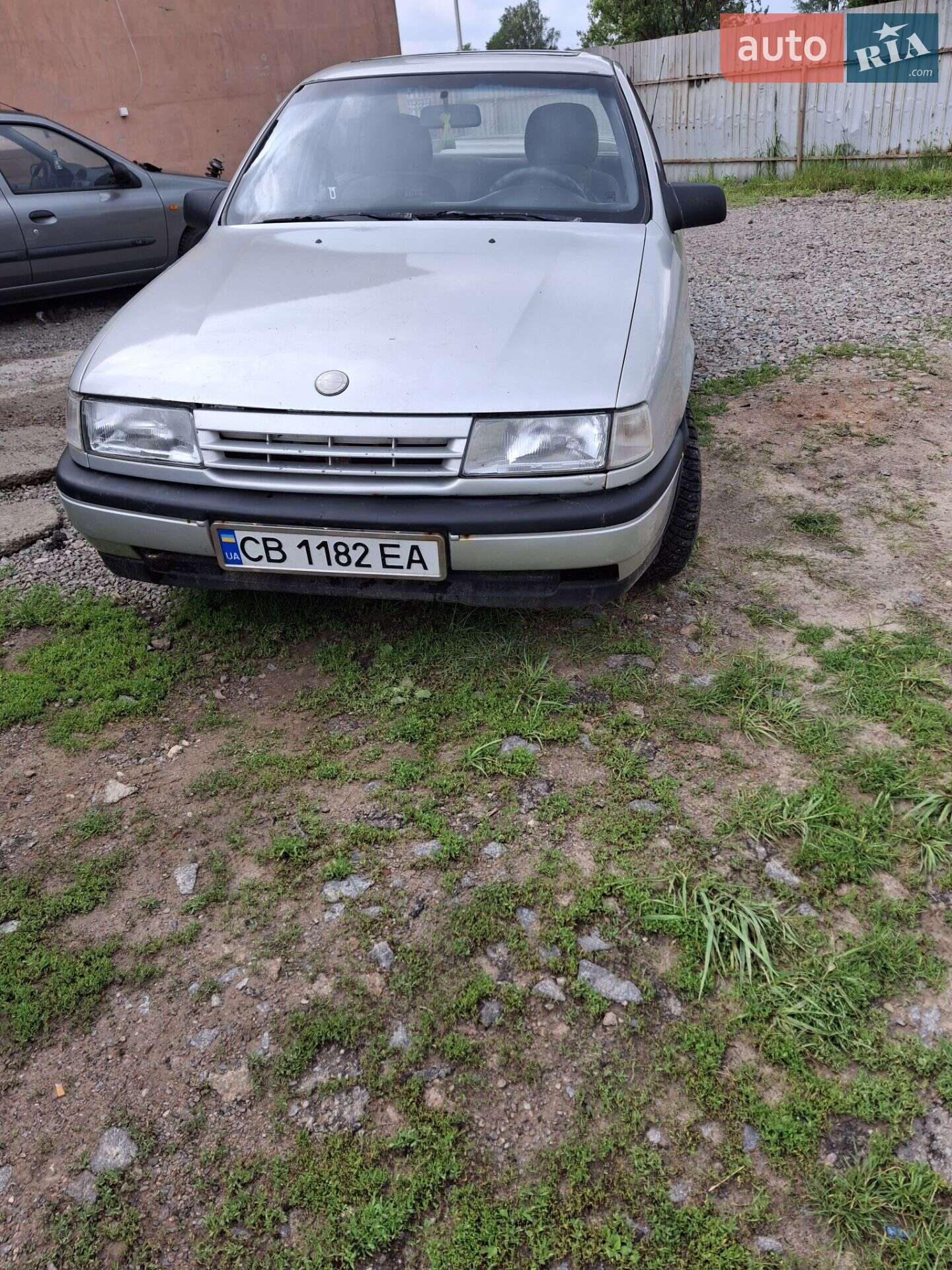 Opel Vectra 1991 VIN W0L000087M5266106 фото оголошення 4 з 7