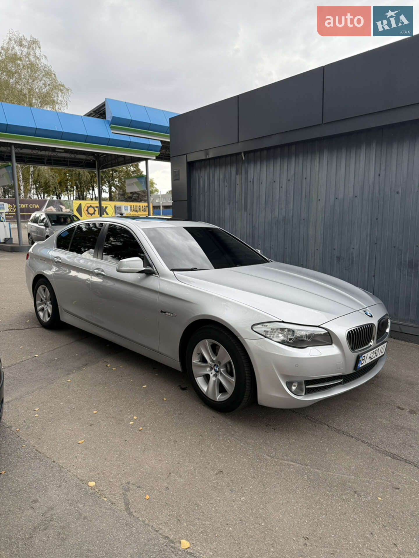 BMW 5 Series 2013 VIN WBAXH5C59DD112447 фото оголошення 4 з 12