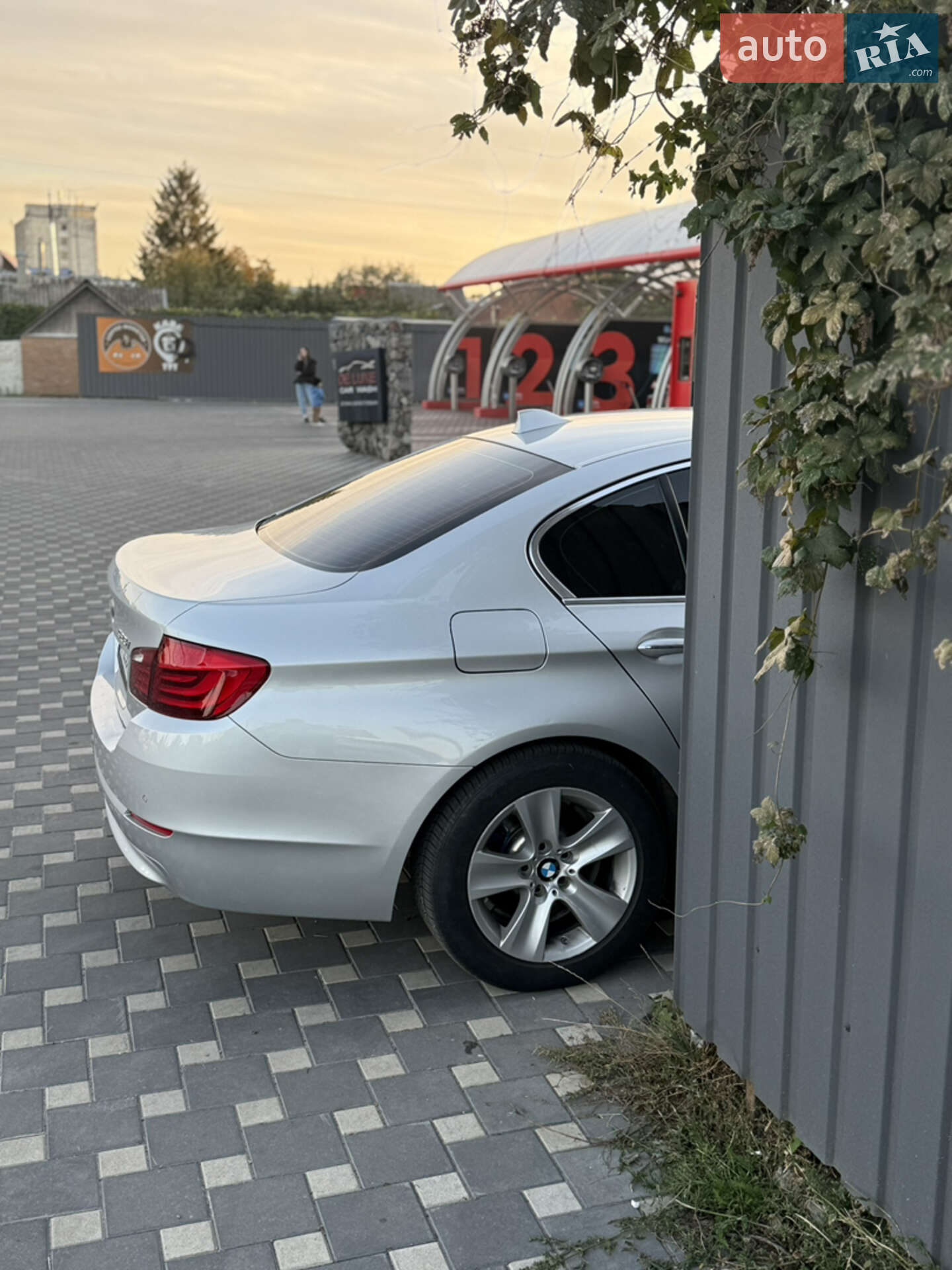 BMW 5 Series 2013 VIN WBAXH5C59DD112447 фото оголошення 7 з 12