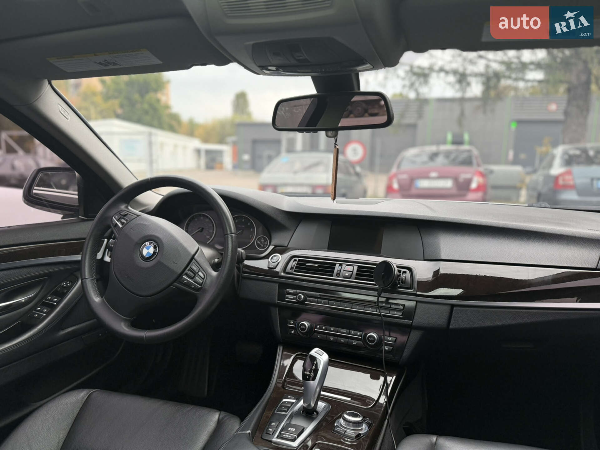 BMW 5 Series 2013 VIN WBAXH5C59DD112447 фото оголошення 5 з 12