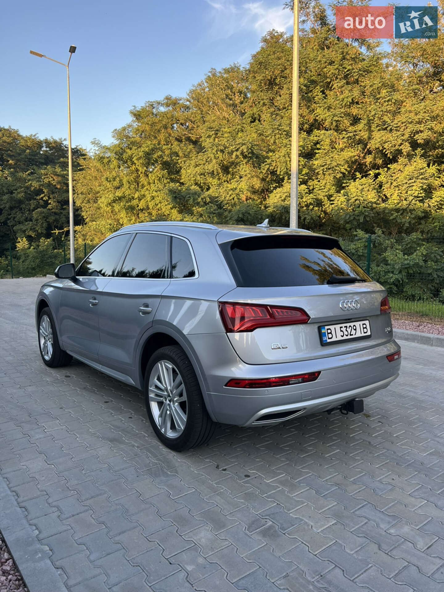 Audi Q5 2017 VIN WA1BNAFY1J2076436 фото оголошення 5 з 17