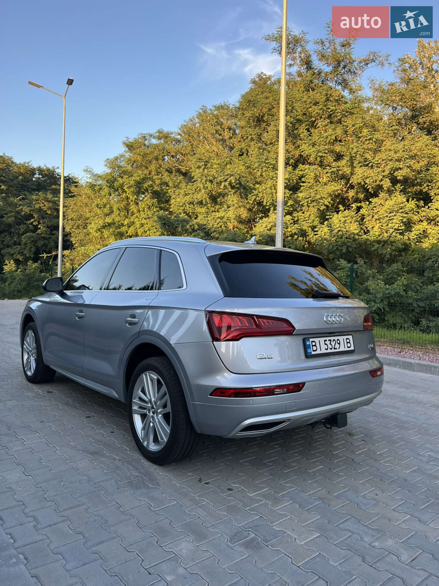 Audi Q5 2017 VIN WA1BNAFY1J2076436 фото оголошення 6 з 17