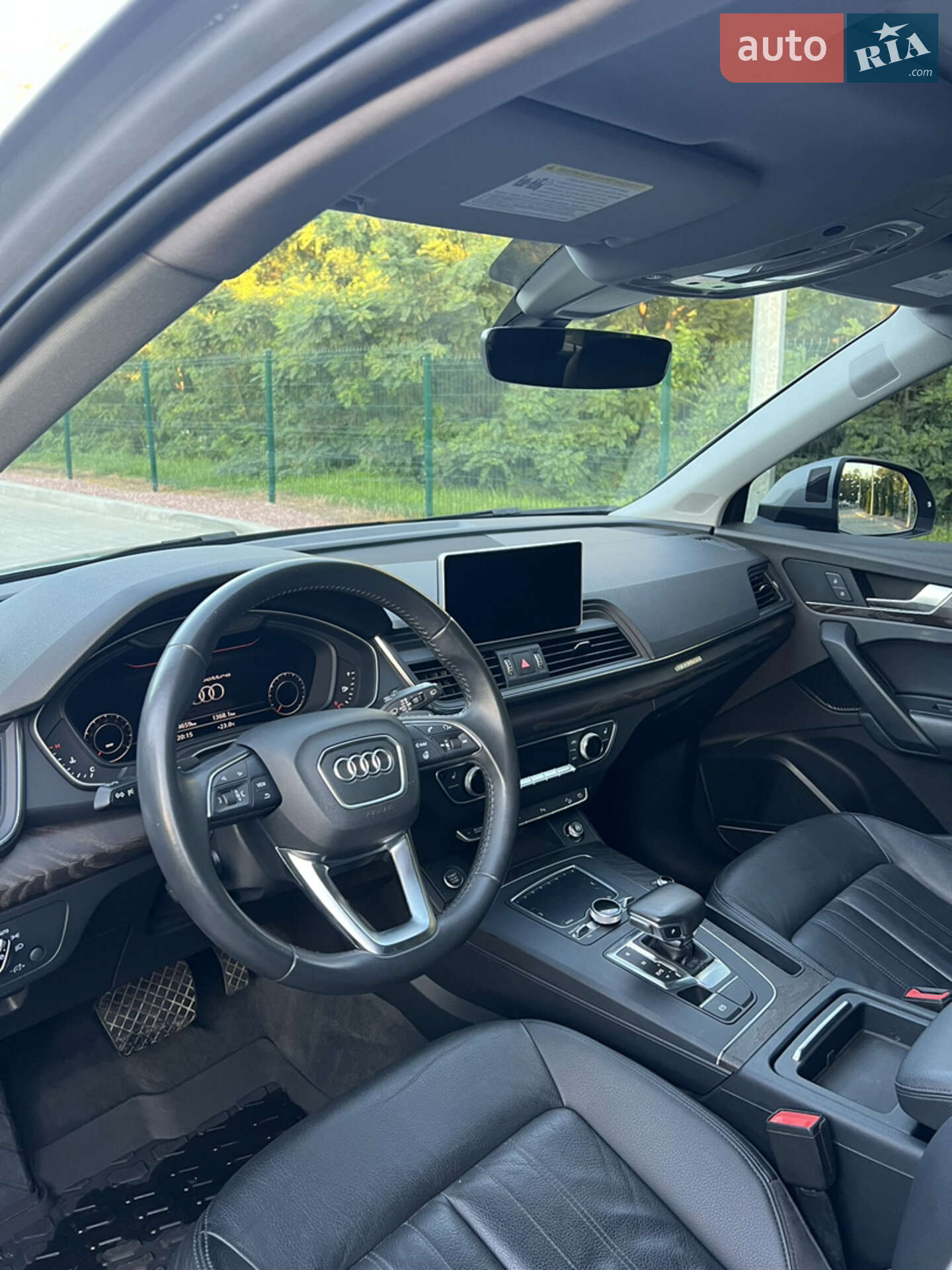 Audi Q5 2017 VIN WA1BNAFY1J2076436 фото оголошення 10 з 17