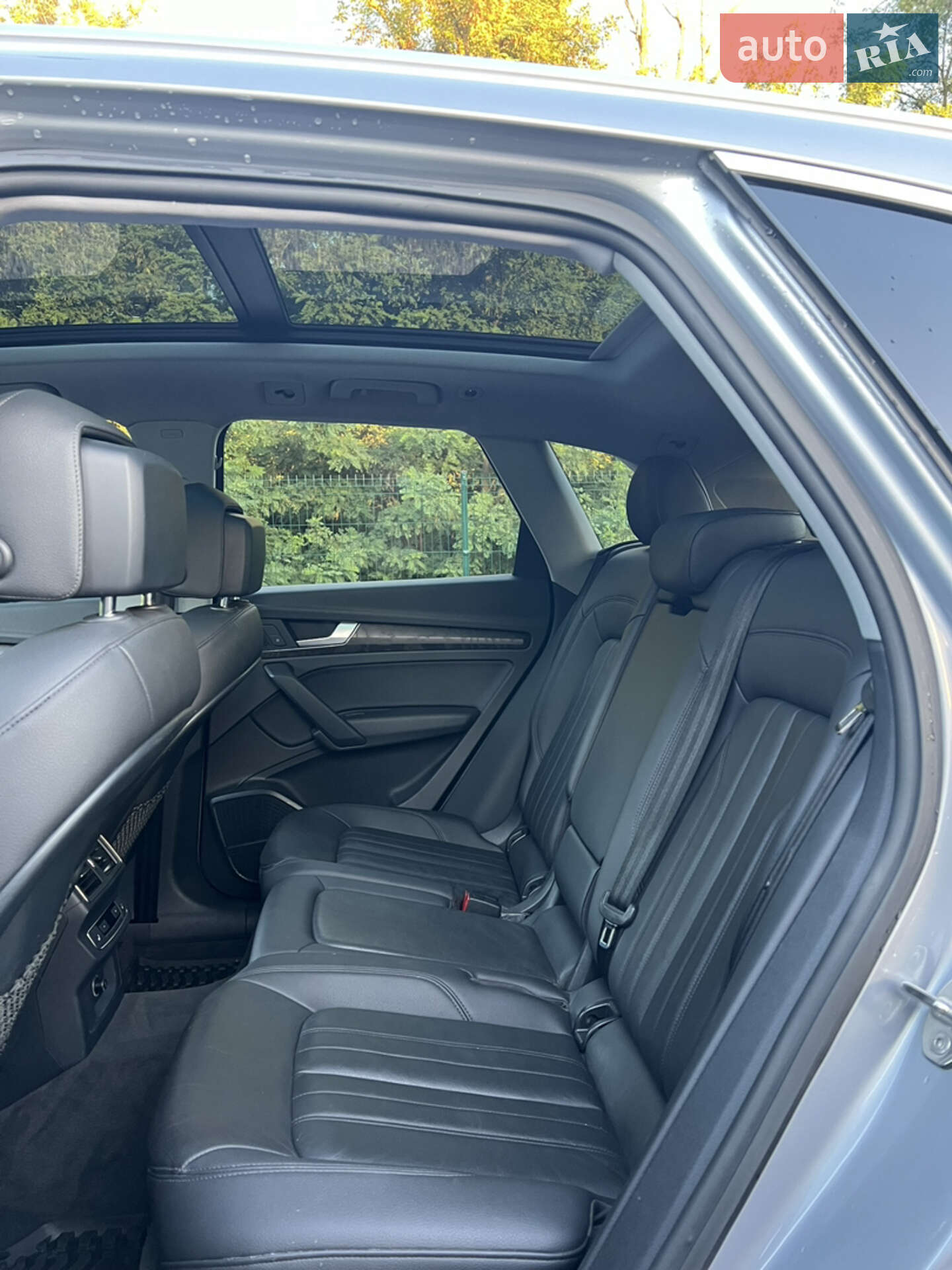 Audi Q5 2017 VIN WA1BNAFY1J2076436 фото оголошення 13 з 17