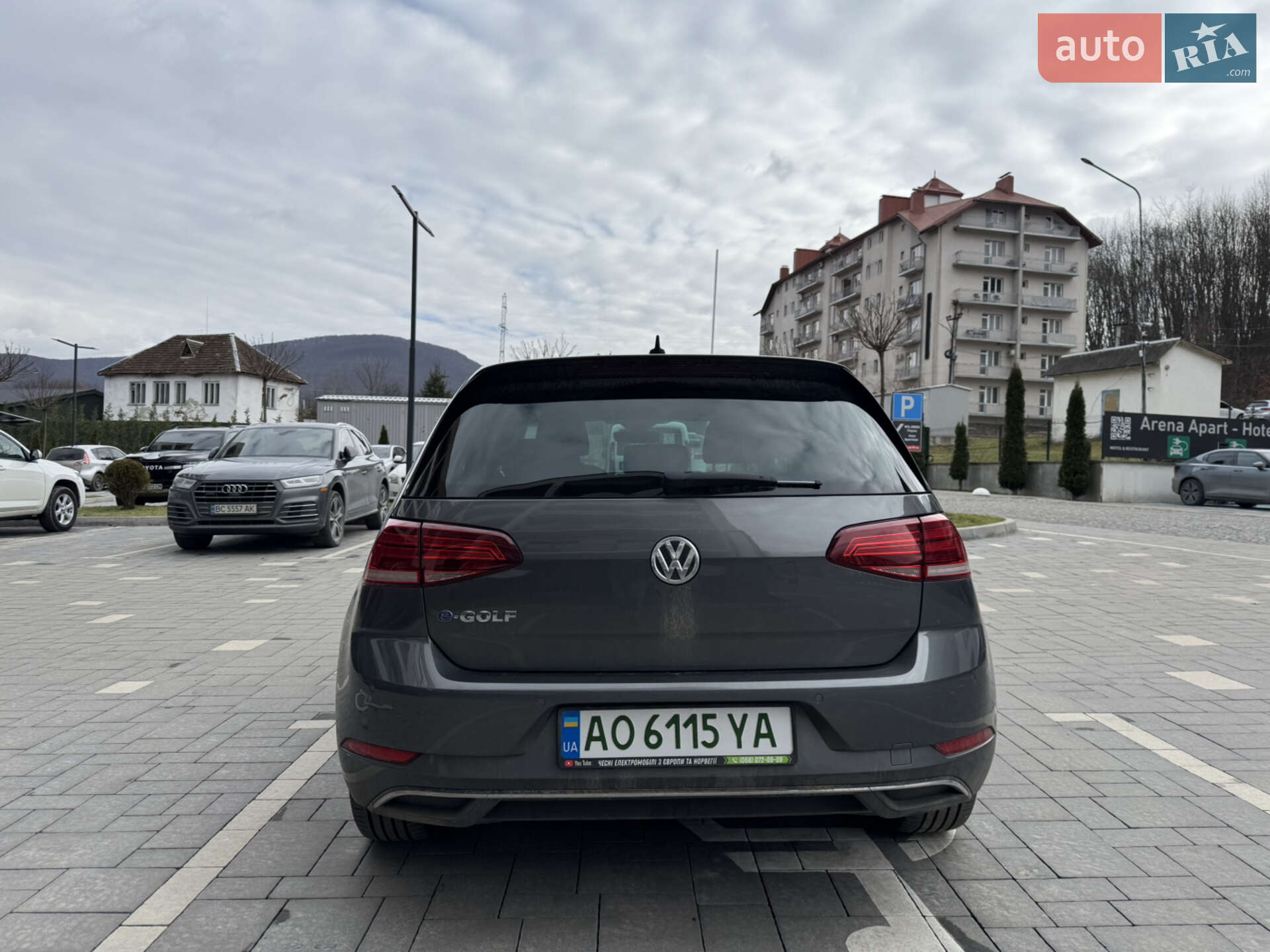 Volkswagen e-Golf 2017 VIN WVWZZZAUZJW902609 фото оголошення 4 з 16