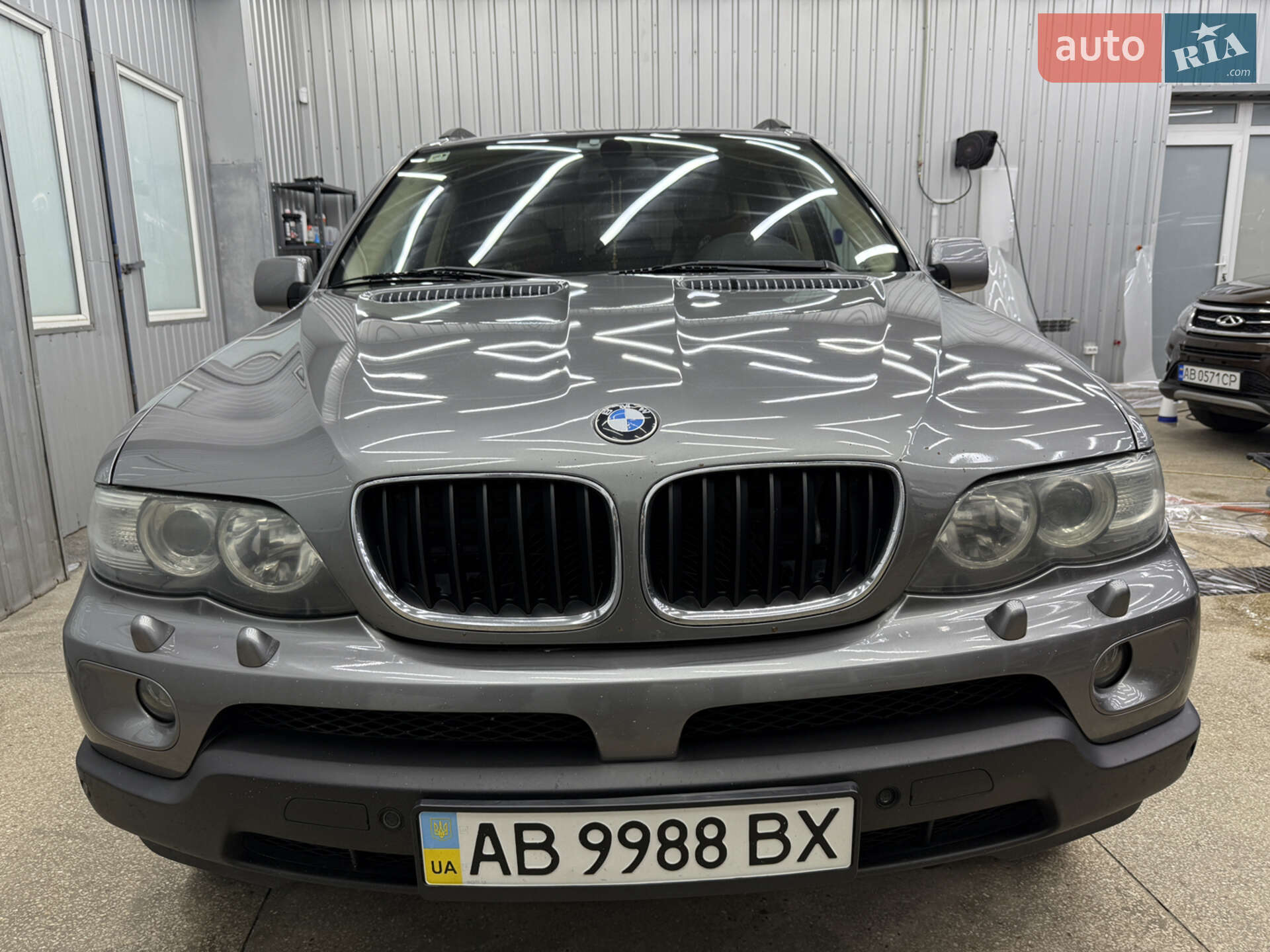 BMW X5 2005 VIN WBAFB71000LV52296 фото оголошення 2 з 17