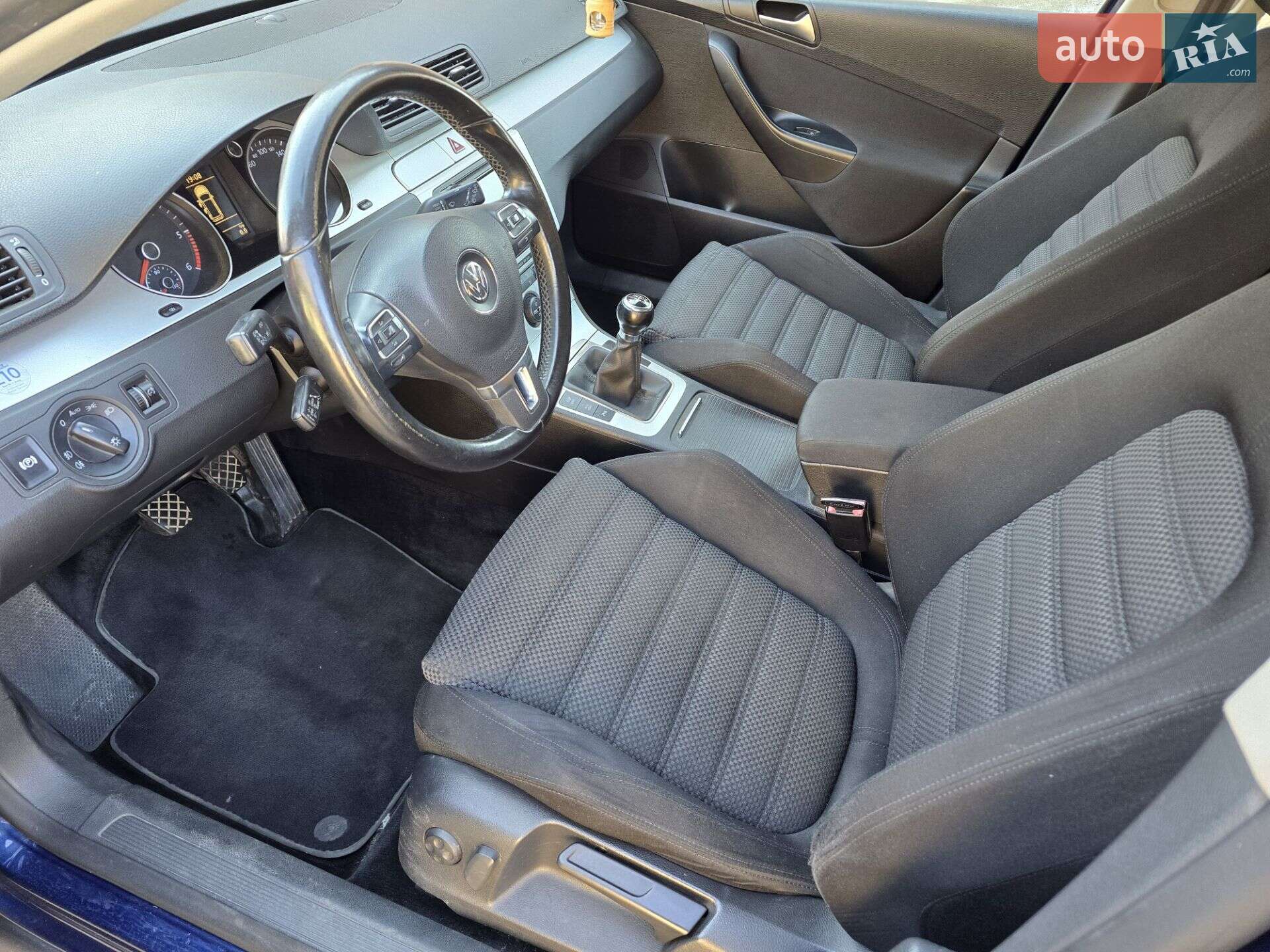 Volkswagen Passat 2009 VIN WVWZZZ3CZAE006905 фото оголошення 19 з 28