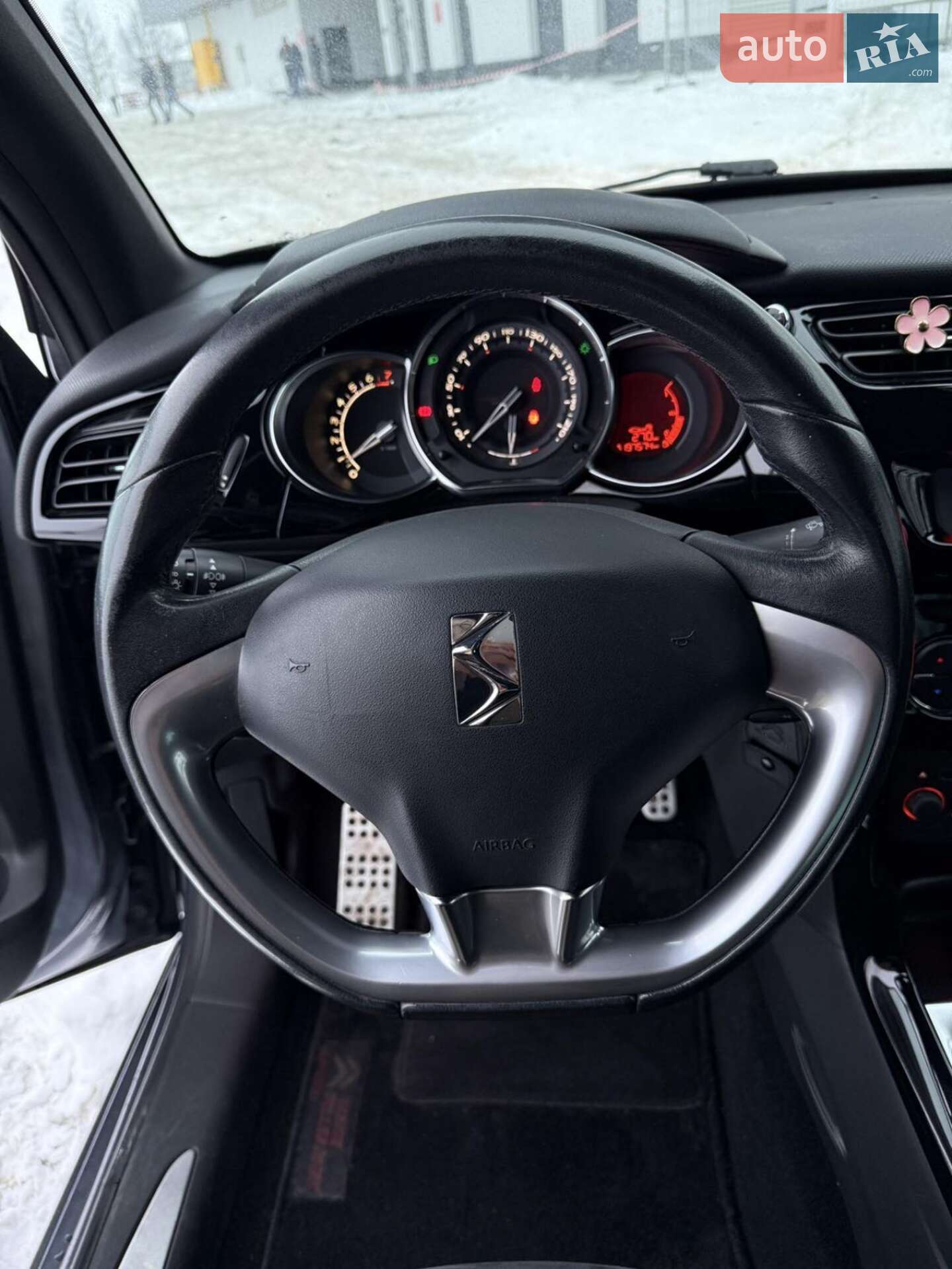 Citroen DS3 2010 VIN VF7SA5FS0AW604706 фото оголошення 7 з 13