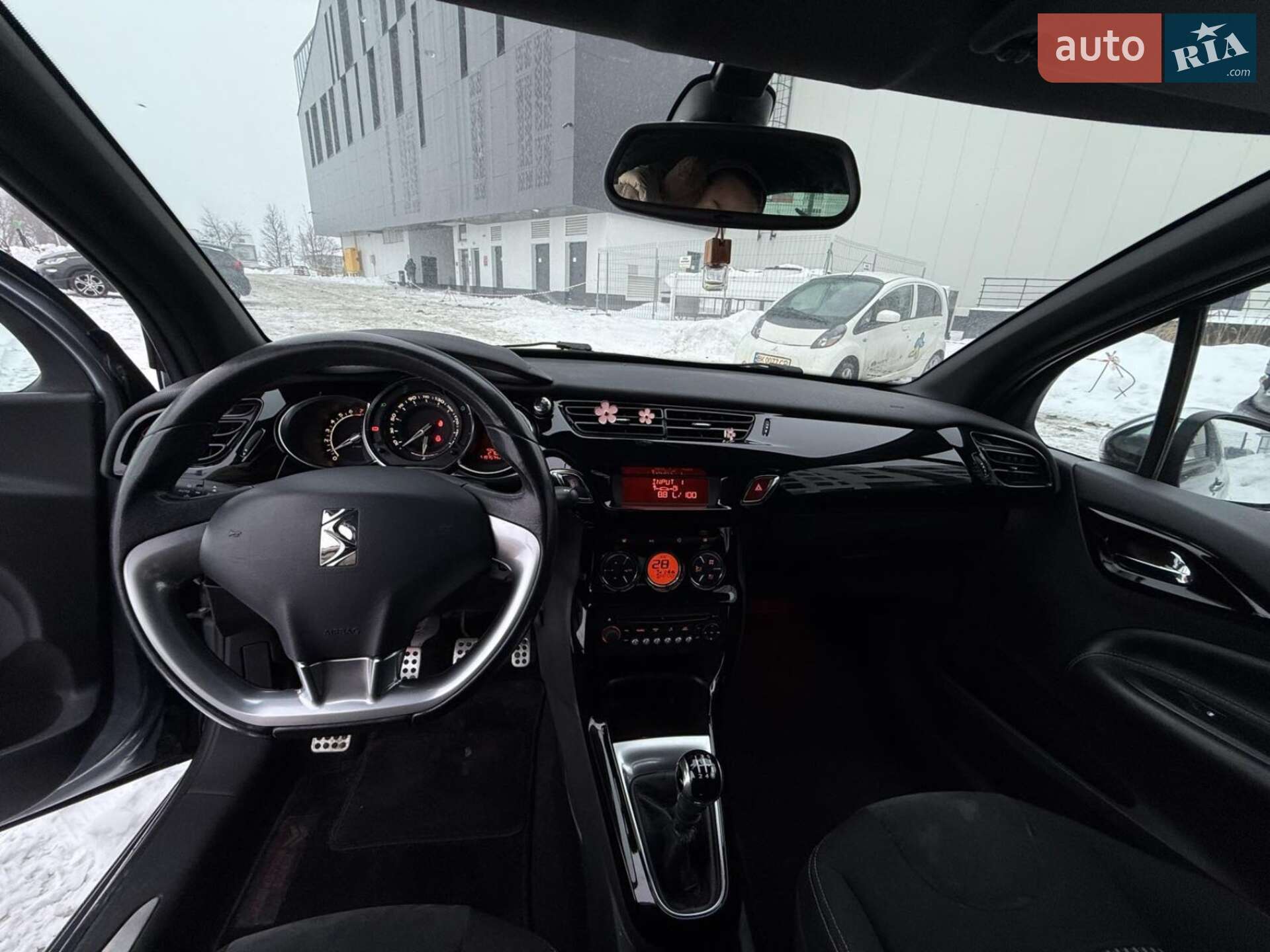 Citroen DS3 2010 VIN VF7SA5FS0AW604706 фото оголошення 8 з 13