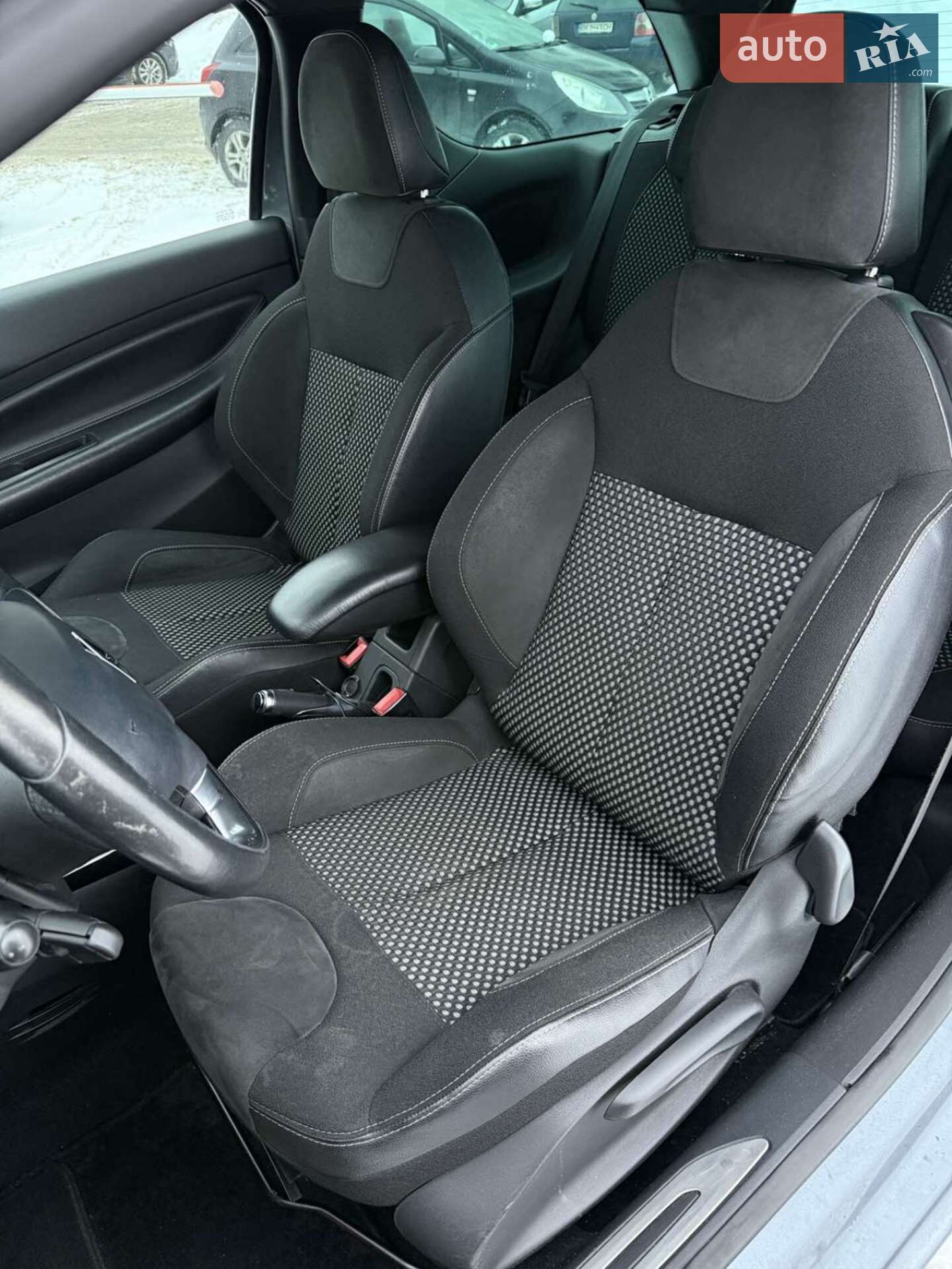 Citroen DS3 2010 VIN VF7SA5FS0AW604706 фото оголошення 10 з 13