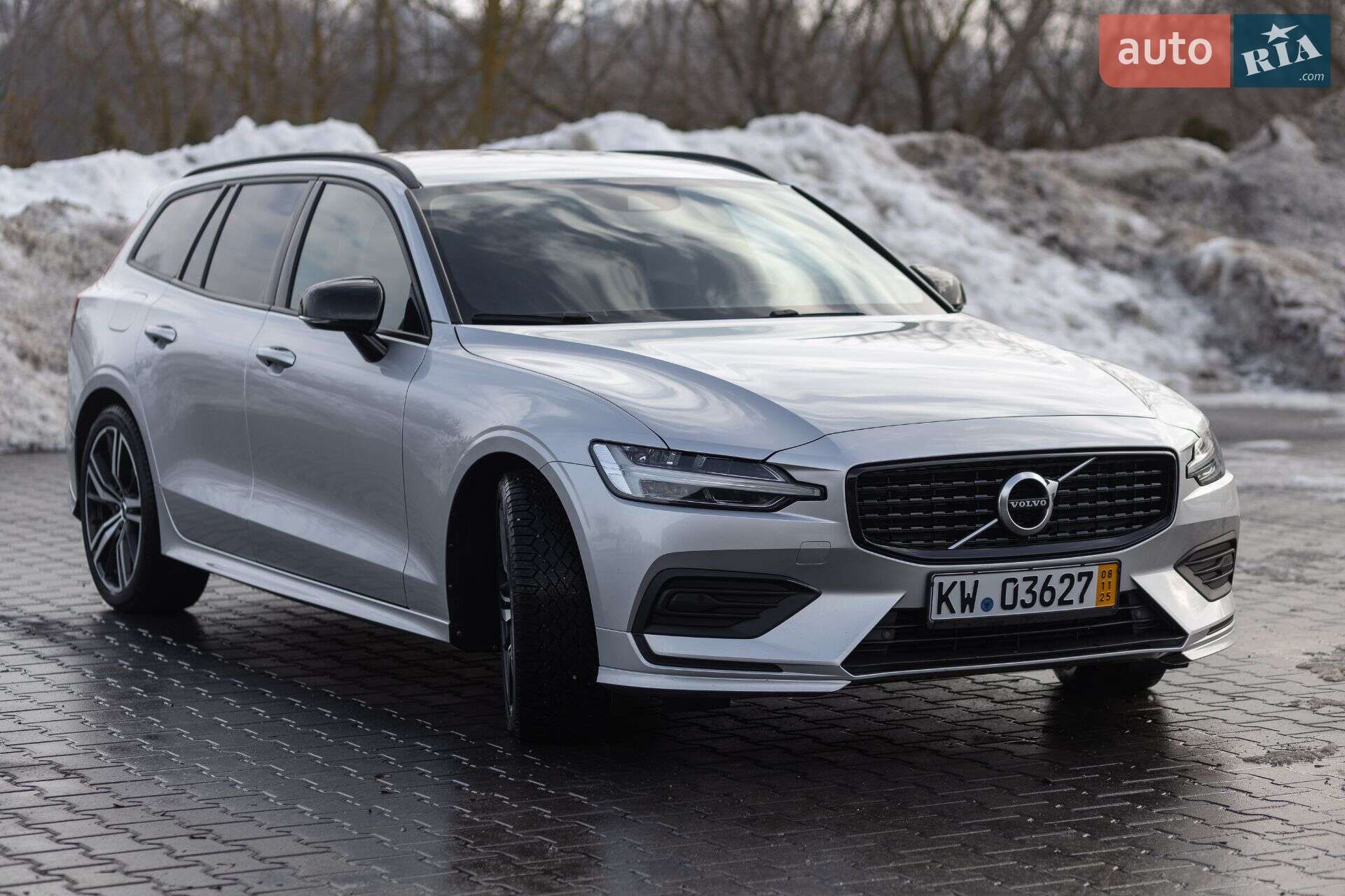 Volvo V60 2021 VIN YV1ZWK6VDM2441445 фото оголошення 9 з 62