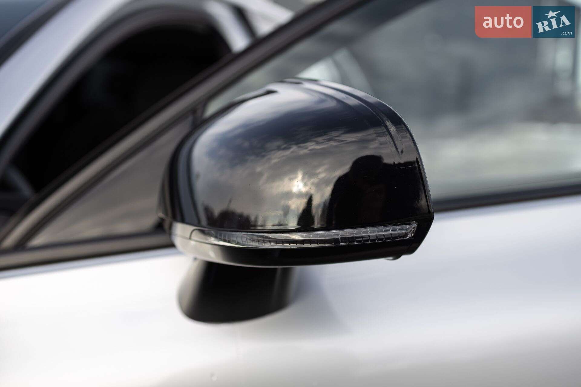 Volvo V60 2021 VIN YV1ZWK6VDM2441445 фото оголошення 12 з 62