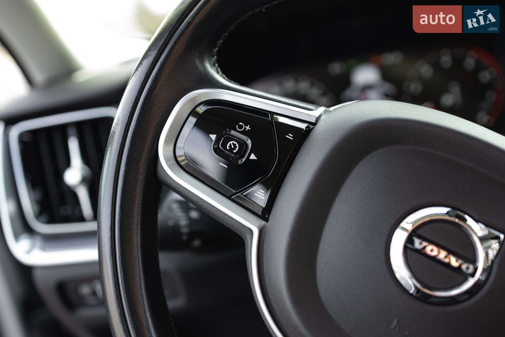 Volvo V60 2021 VIN YV1ZWK6VDM2441445 фото оголошення 20 з 62
