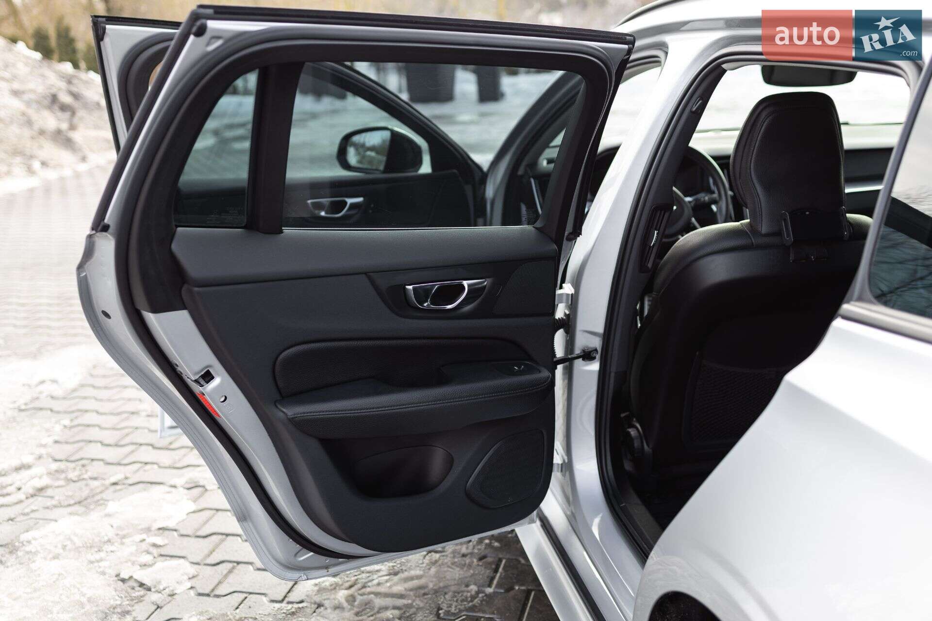 Volvo V60 2021 VIN YV1ZWK6VDM2441445 фото оголошення 29 з 62