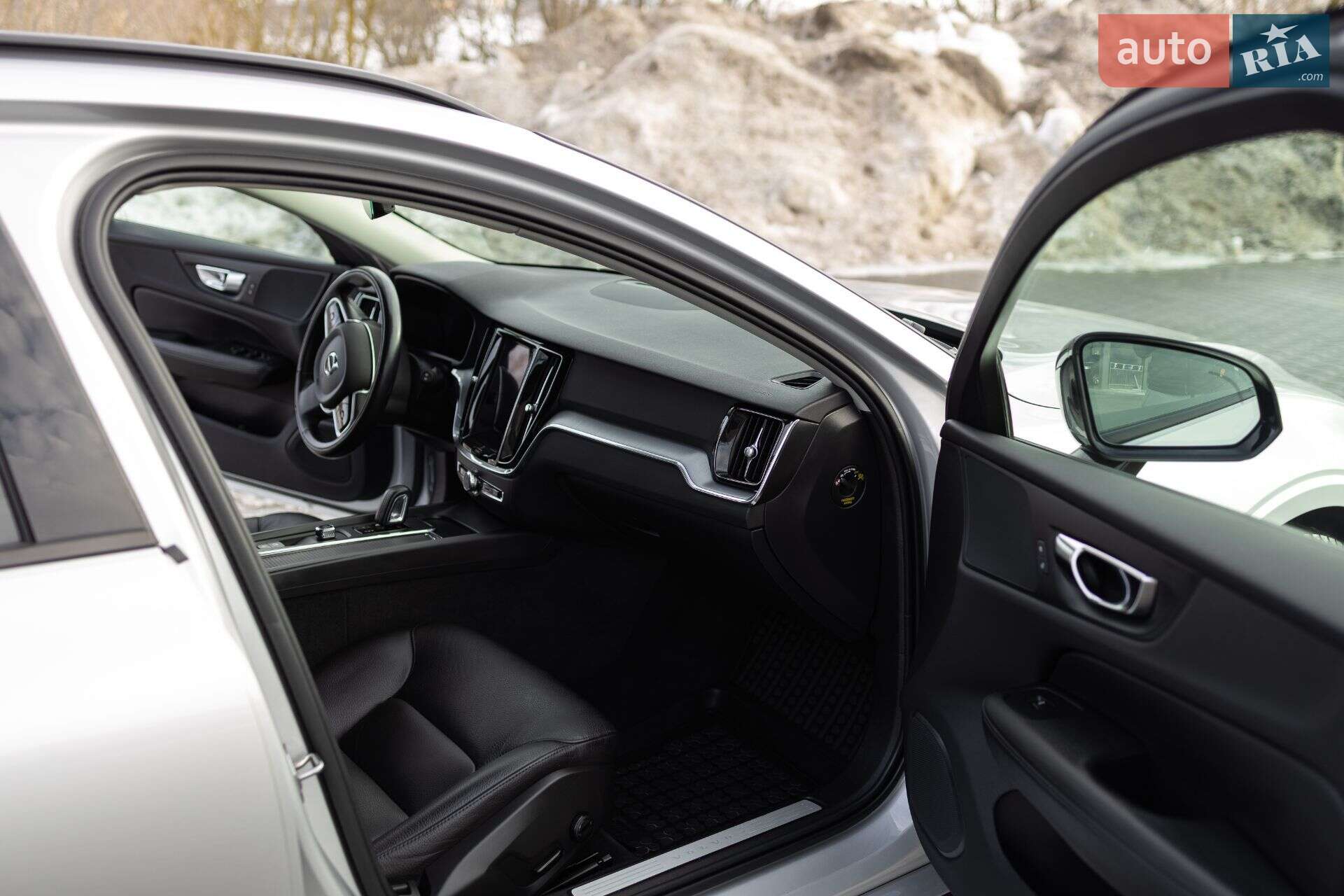 Volvo V60 2021 VIN YV1ZWK6VDM2441445 фото оголошення 46 з 62