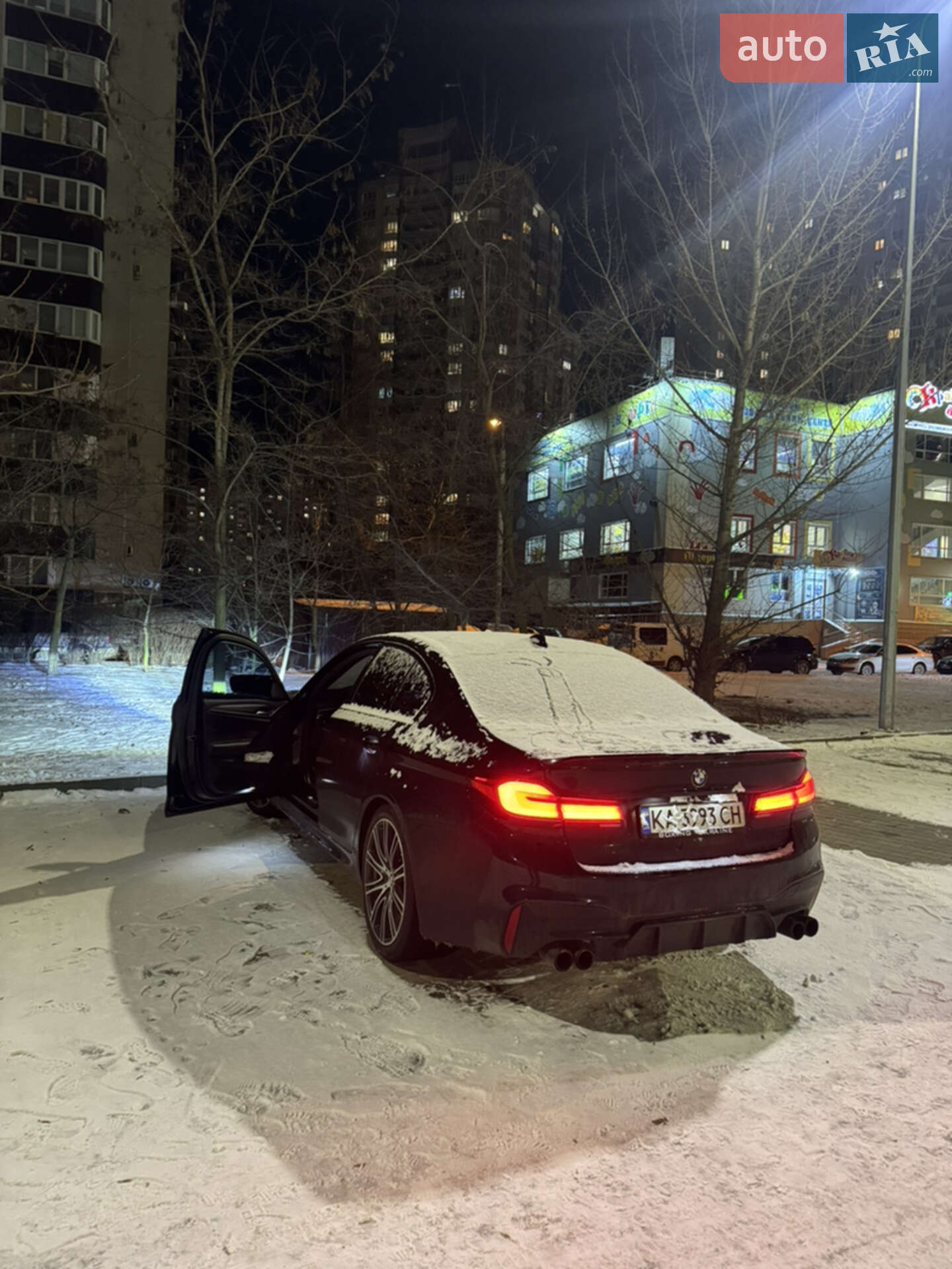 BMW 5 Series 2018 VIN WBAJE7C52JWC57553 фото оголошення 13 з 15
