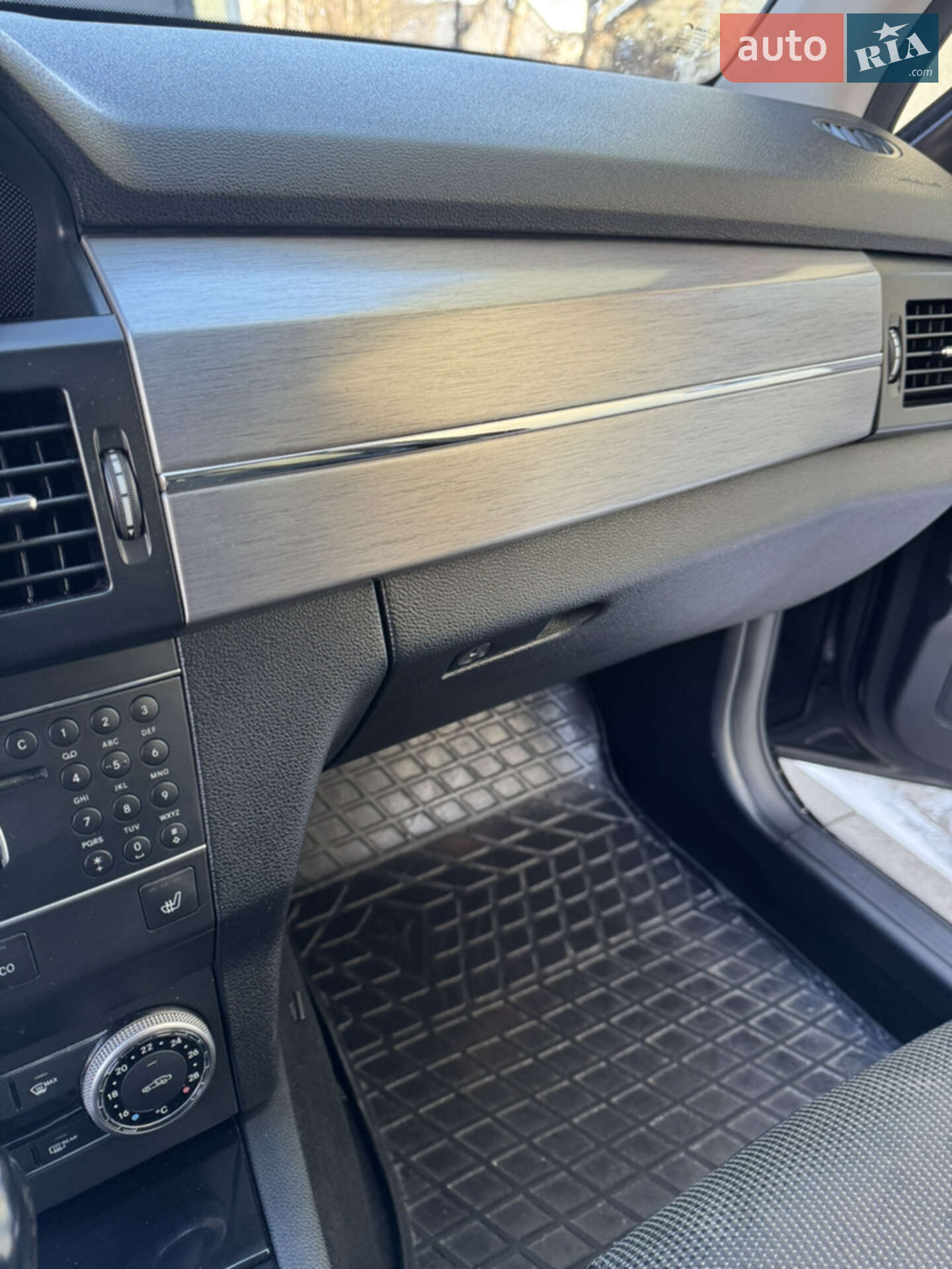 Mercedes-Benz GLK-Class 2011 VIN WDC2049841F764143 фото оголошення 13 з 22