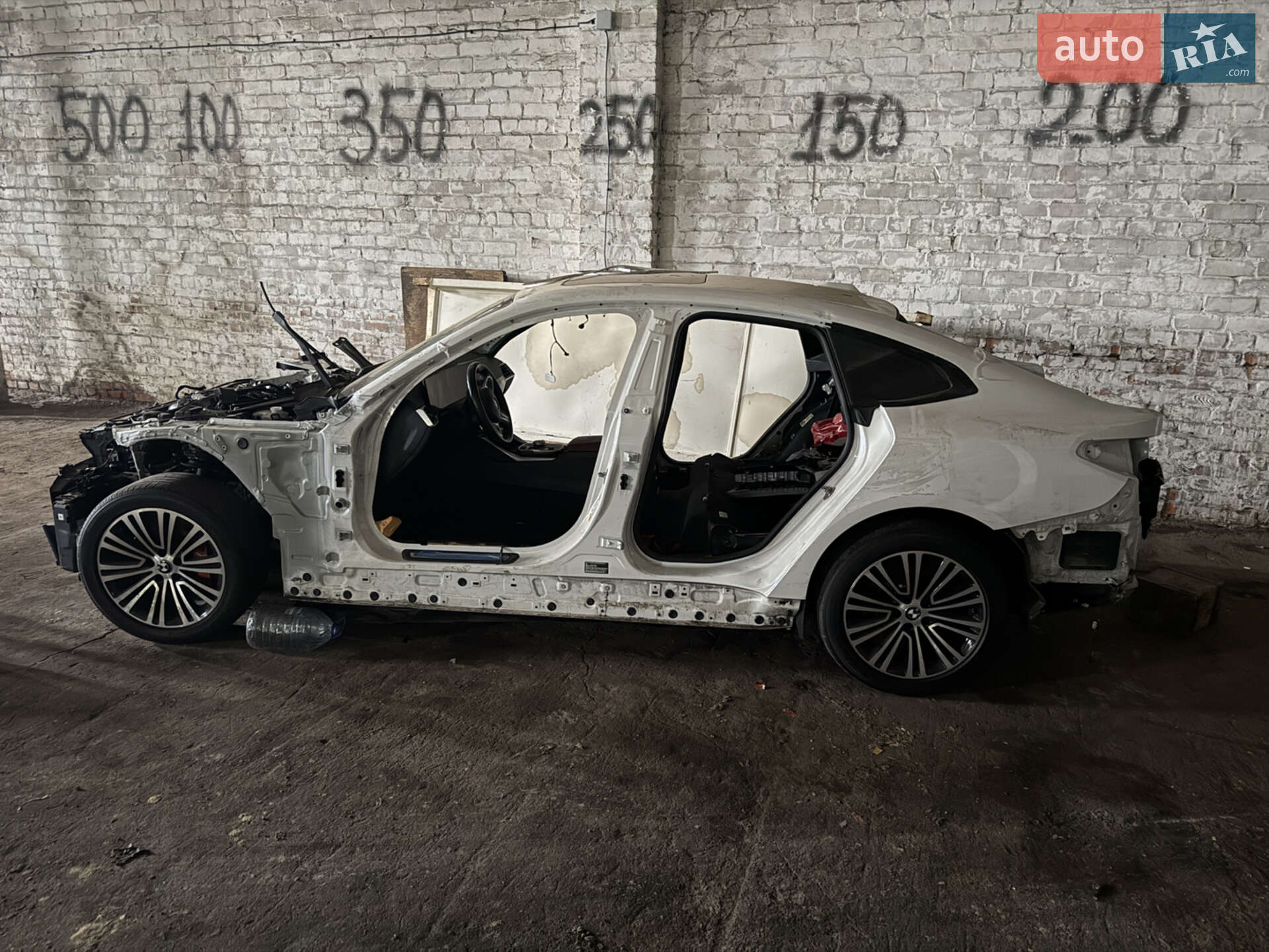 BMW 4 Series Gran Coupe 2023 VIN WBA63AW08RFR58373 фото оголошення 2 з 10