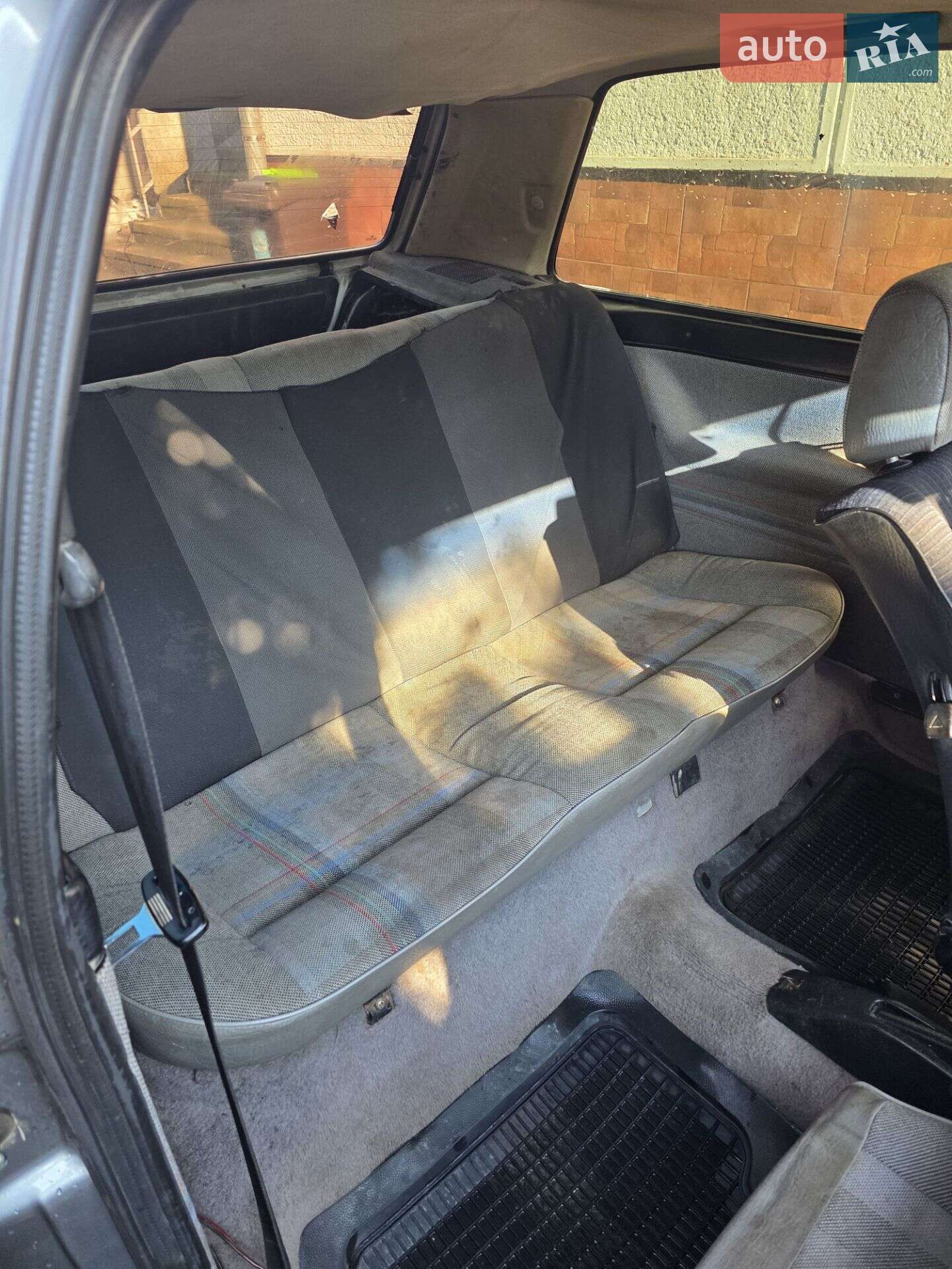 Volkswagen Golf 1989 VIN WVWZZZ1GZKW792135 фото оголошення 6 з 7