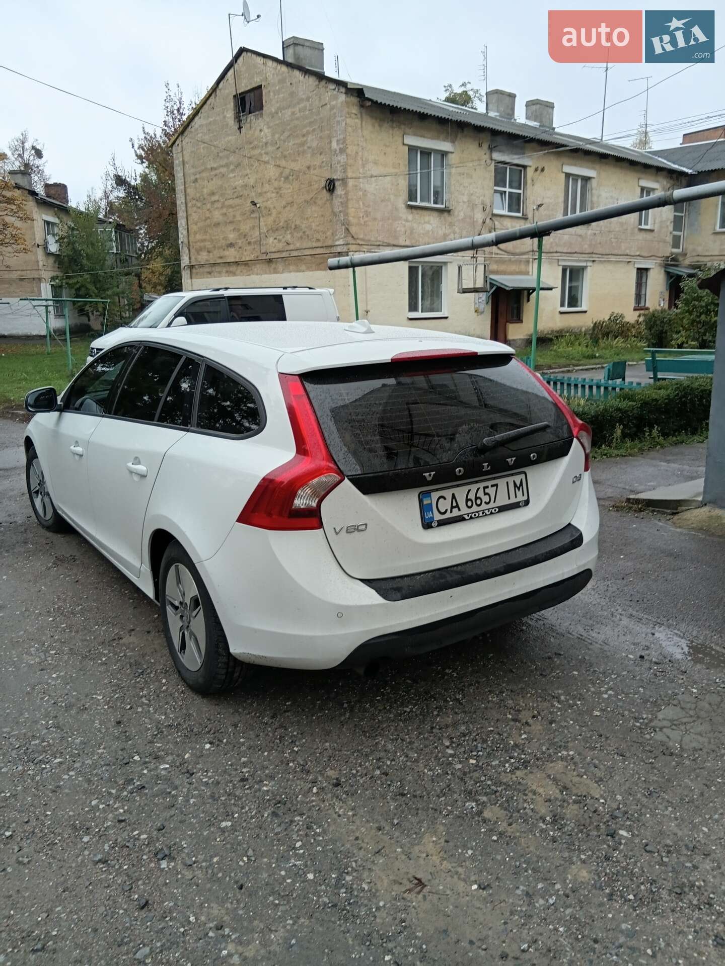 Volvo V60 2011 VIN YV1FW88A1C1066691 фото оголошення 3 з 13
