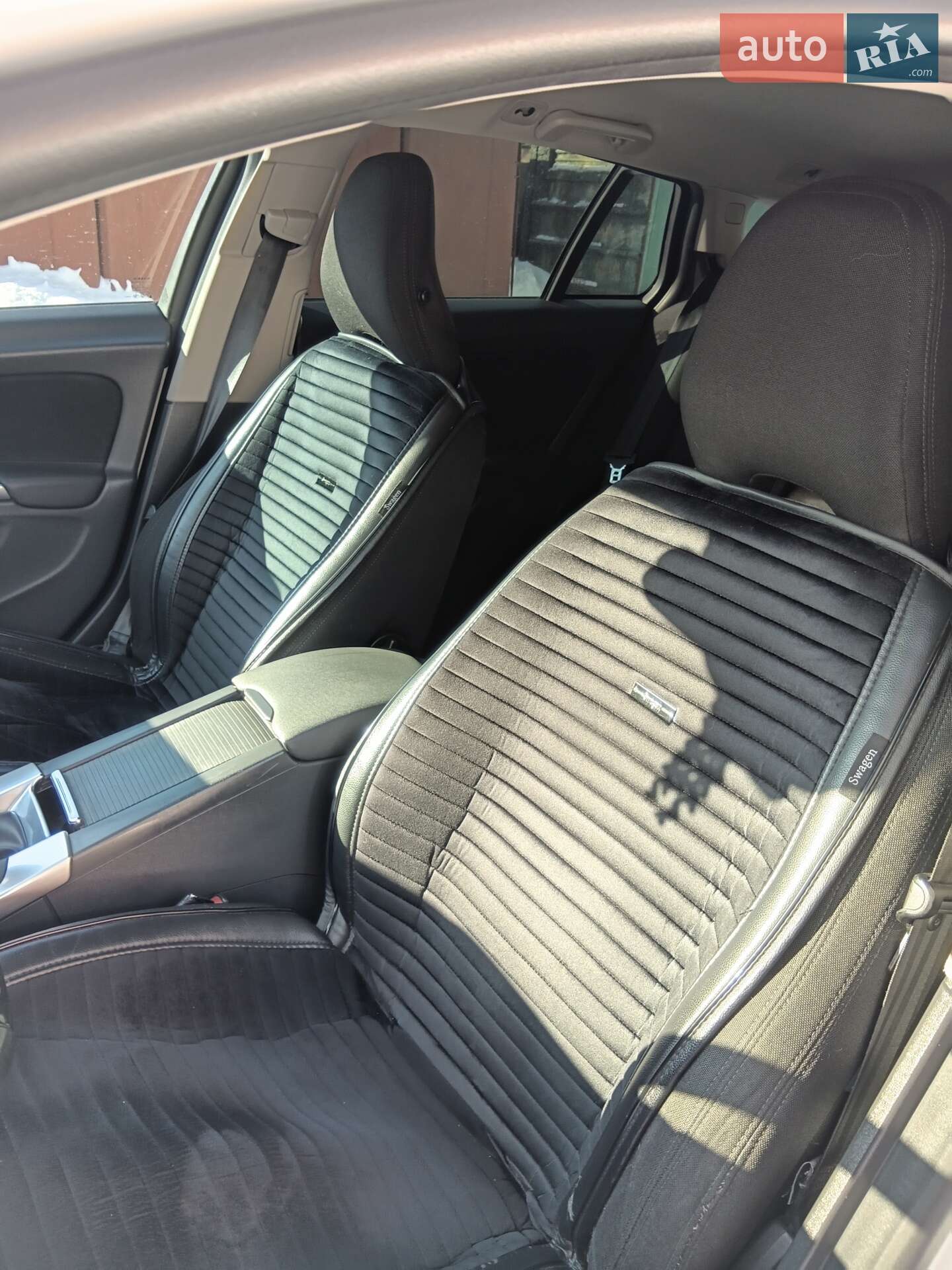 Volvo V60 2011 VIN YV1FW88A1C1066691 фото оголошення 7 з 13