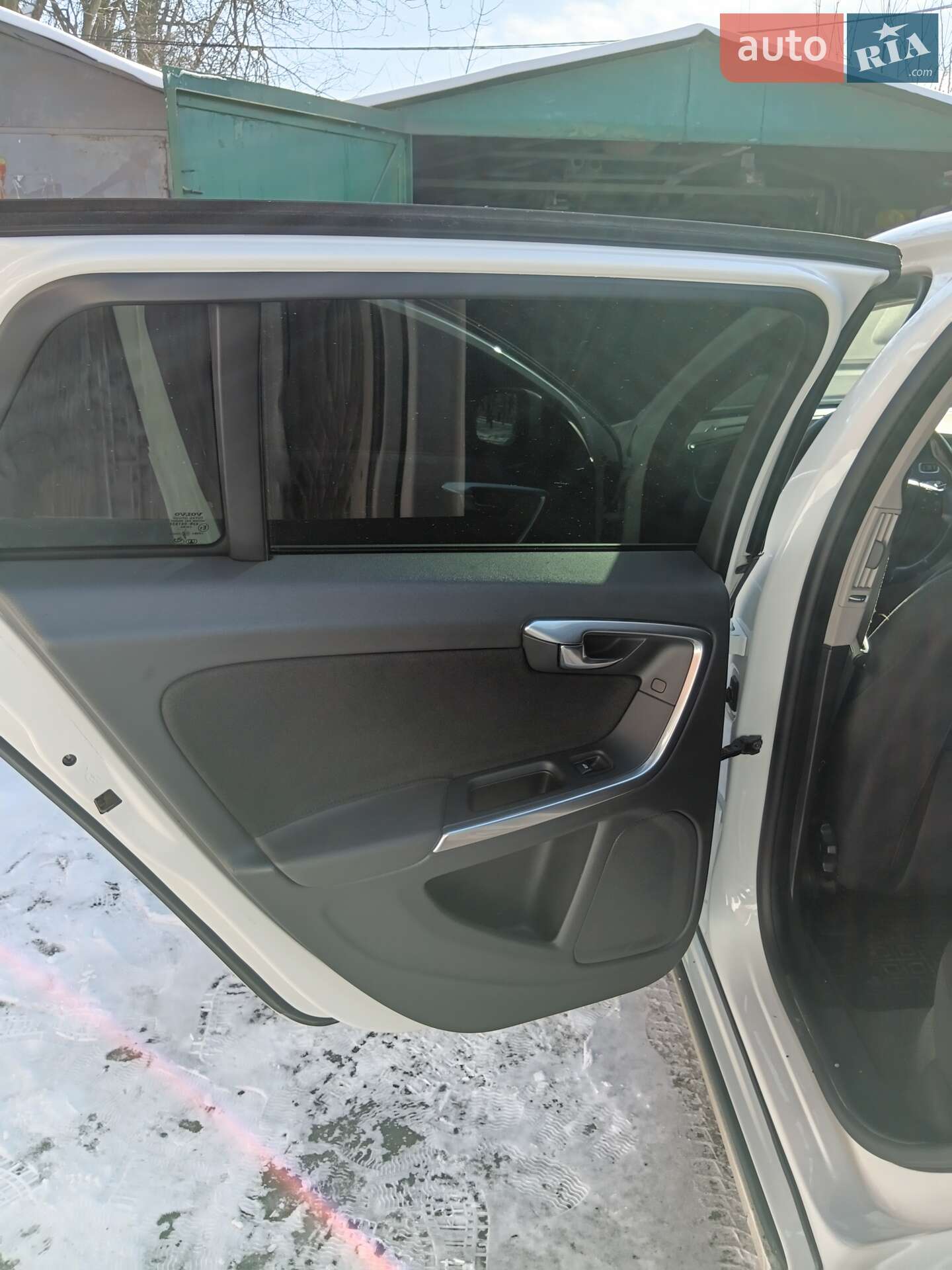 Volvo V60 2011 VIN YV1FW88A1C1066691 фото оголошення 13 з 13