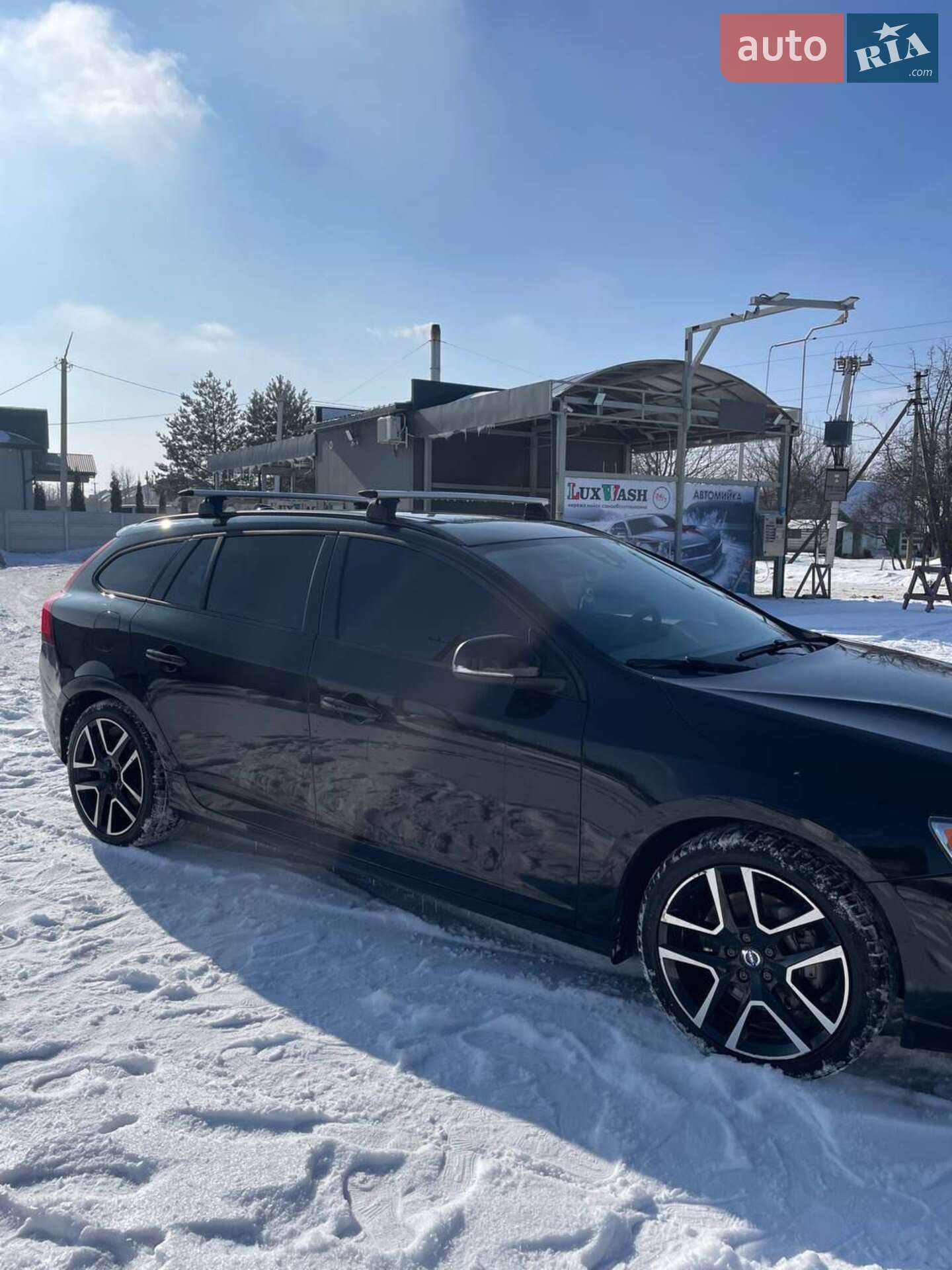 Volvo V60 2018 VIN YV140MSL6J2410527 фото оголошення 9 з 40
