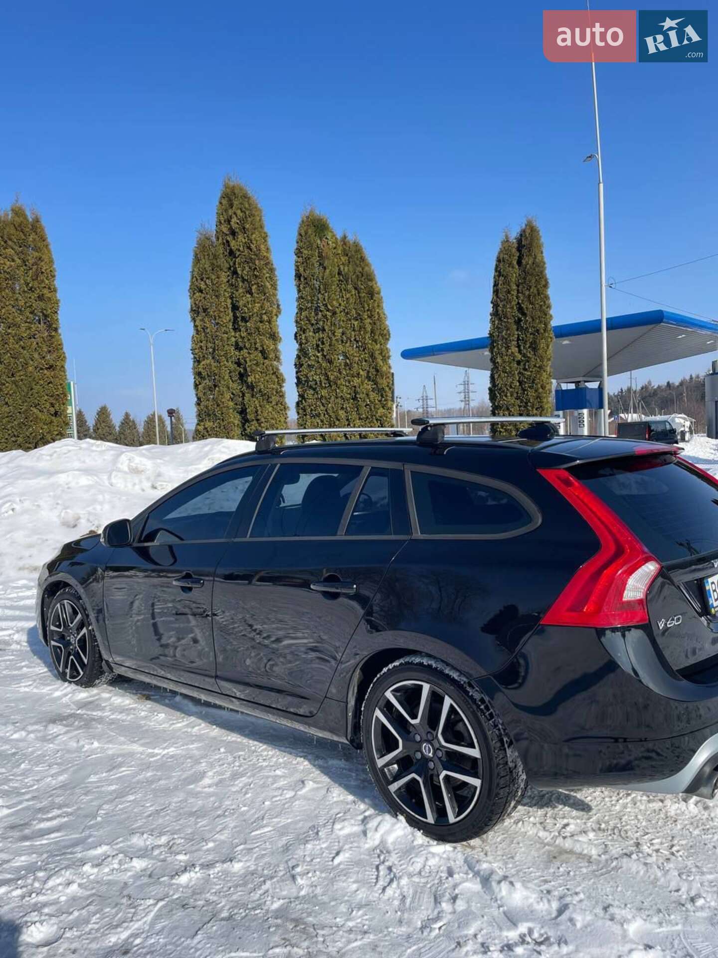 Volvo V60 2018 VIN YV140MSL6J2410527 фото оголошення 10 з 40