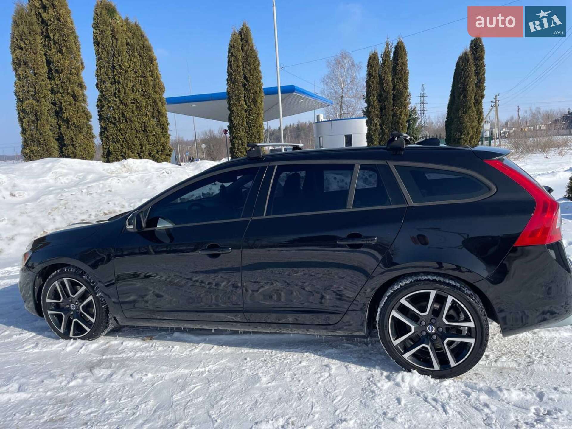 Volvo V60 2018 VIN YV140MSL6J2410527 фото оголошення 11 з 40